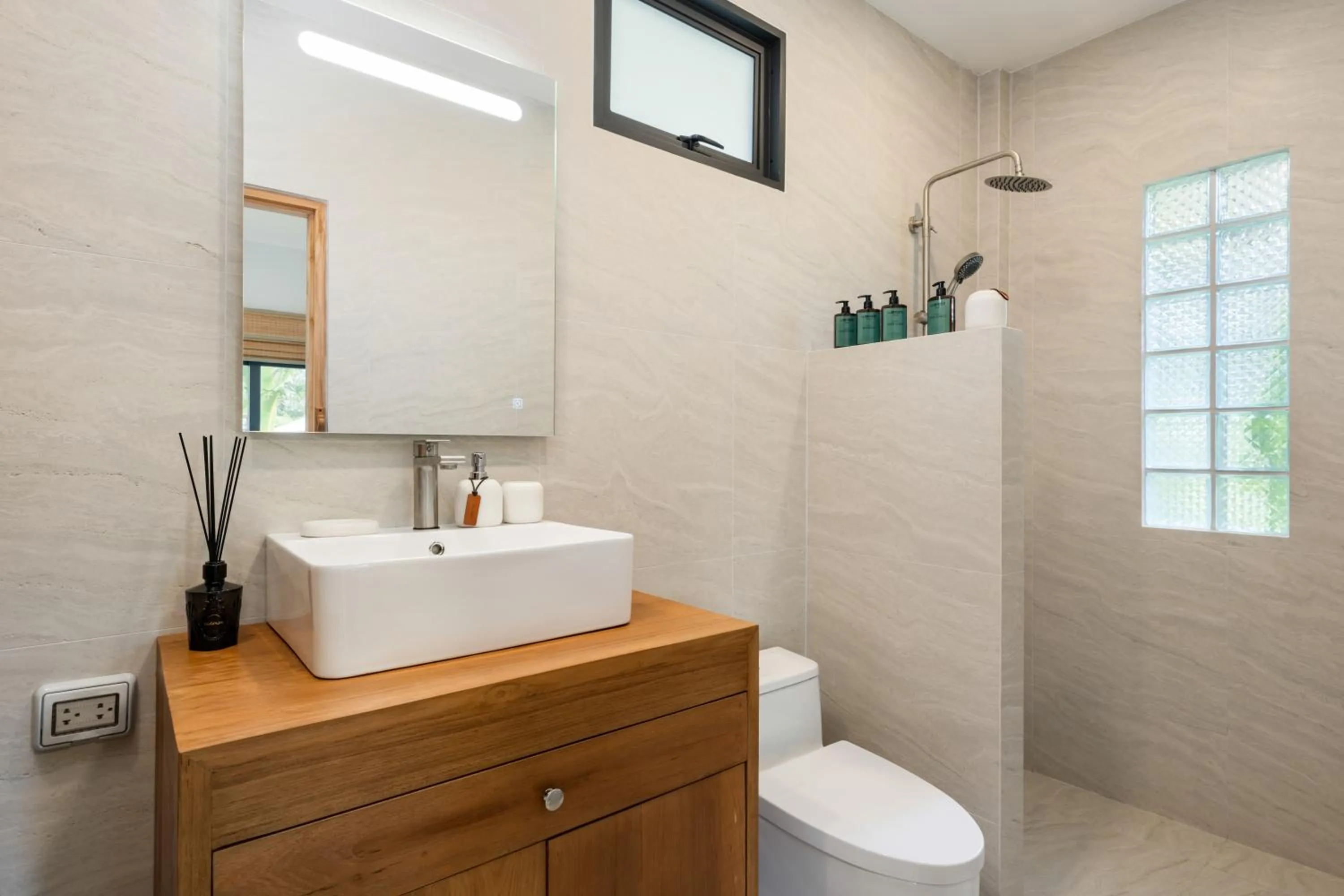 Shower in Moorea Boutique Resort Samui