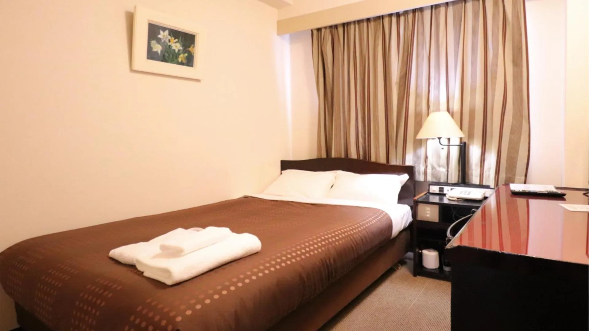 Photo of the whole room, Bed in HOTEL FRONTIER YONAGO (ホテルフロンティア米子)