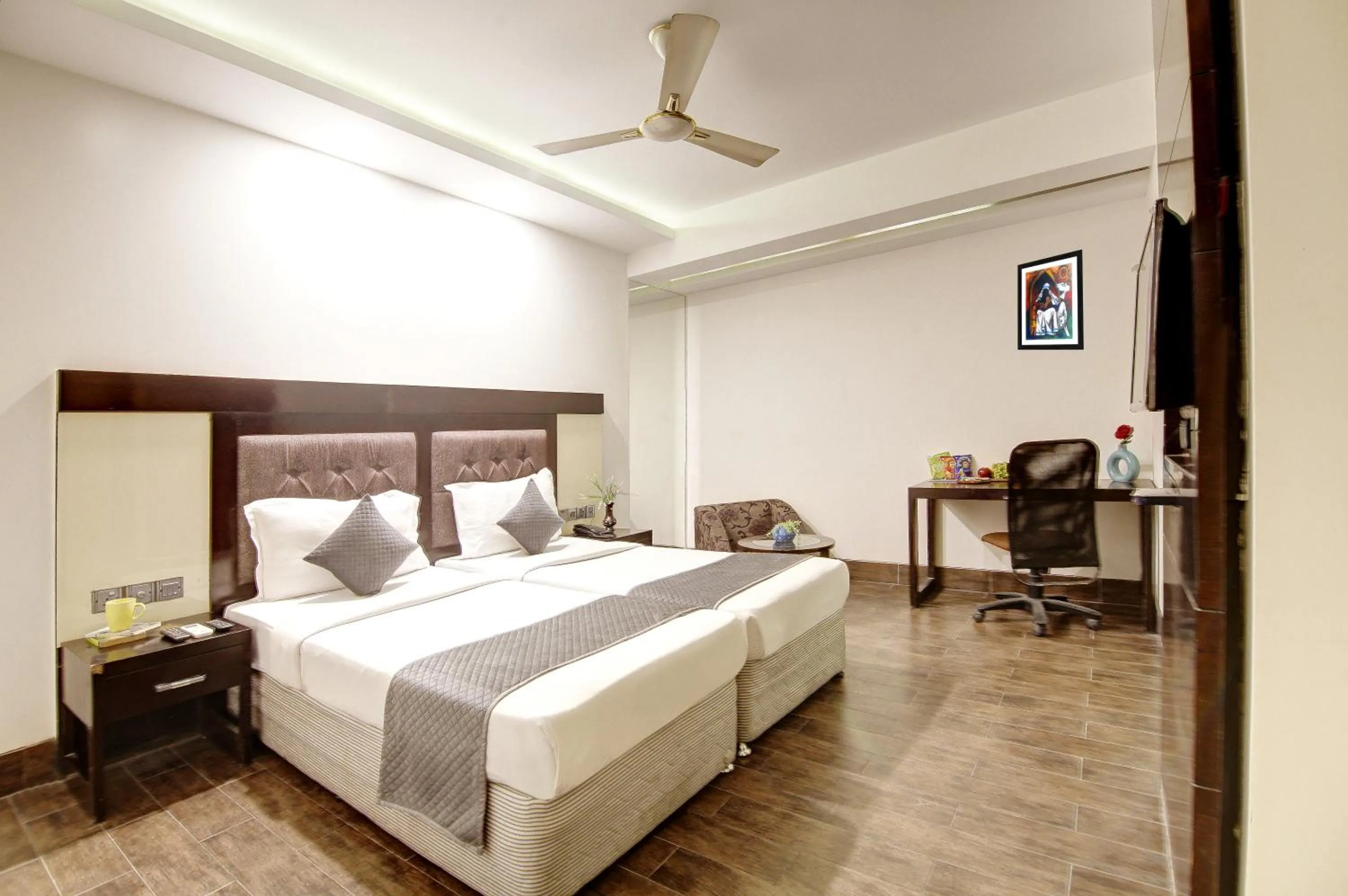 Bed in Hotel Good Times - Karol Bagh Metro Station