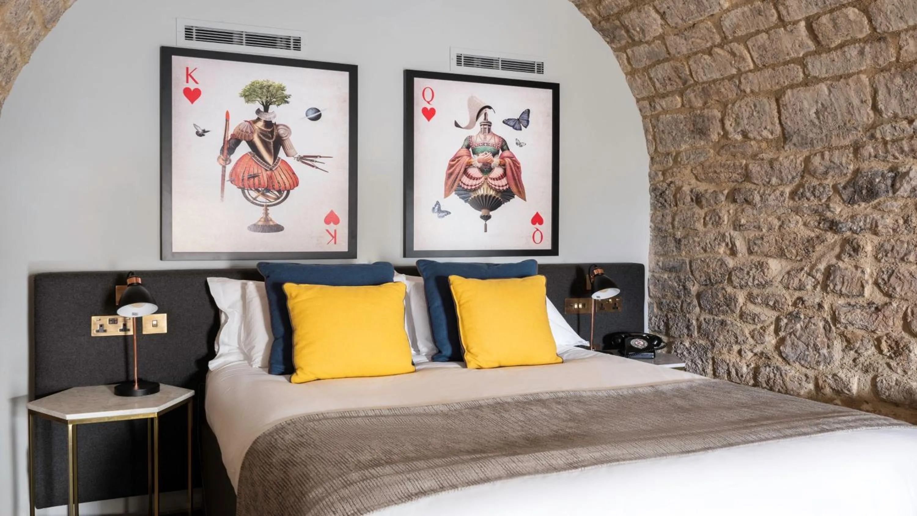 Photo of the whole room, Bed in Hotel Indigo - Bath by IHG