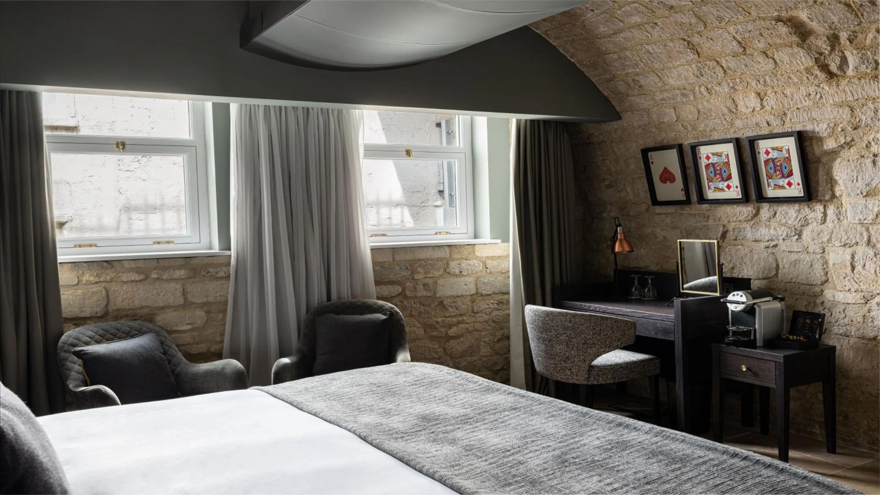 Photo of the whole room, Bed in Hotel Indigo - Bath by IHG