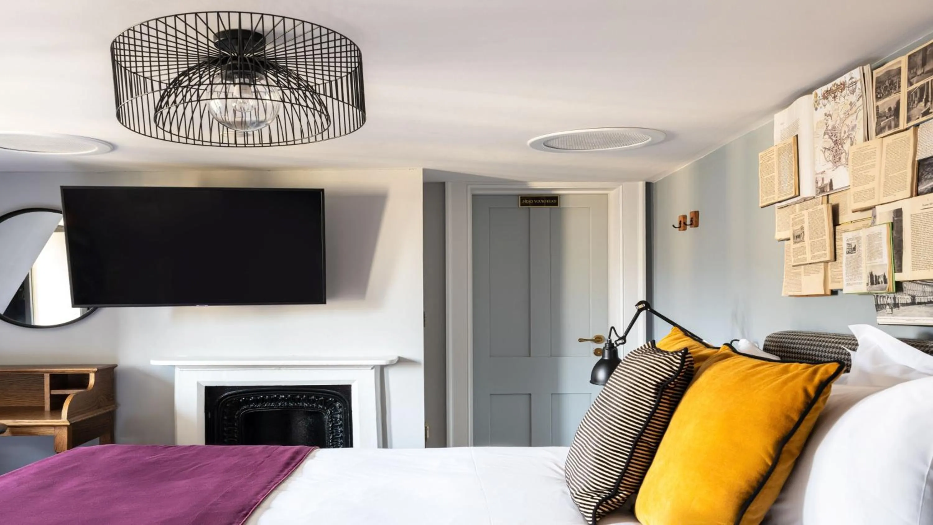 Photo of the whole room, Bed in Hotel Indigo - Bath by IHG