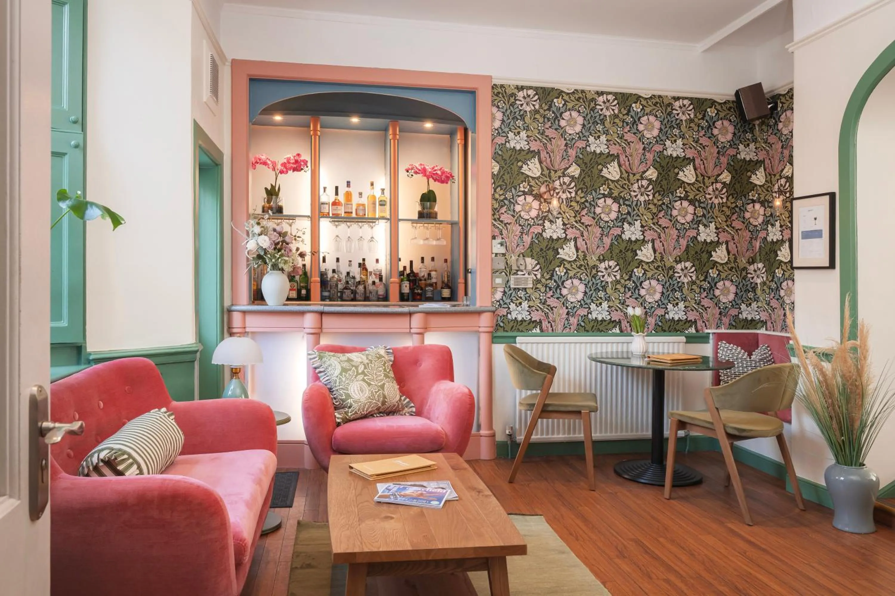 Lounge or bar in Harington's Boutique Hotel