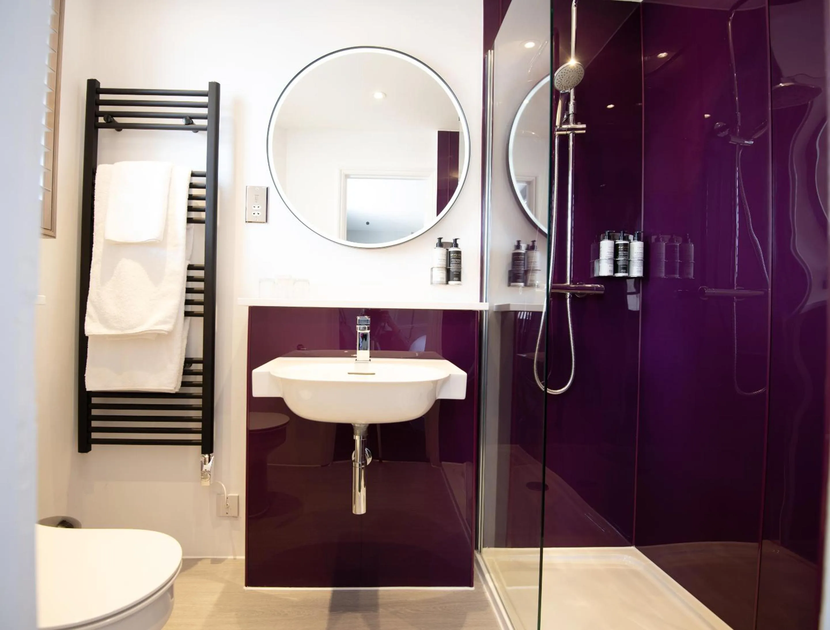 Shower in Harington's Boutique Hotel