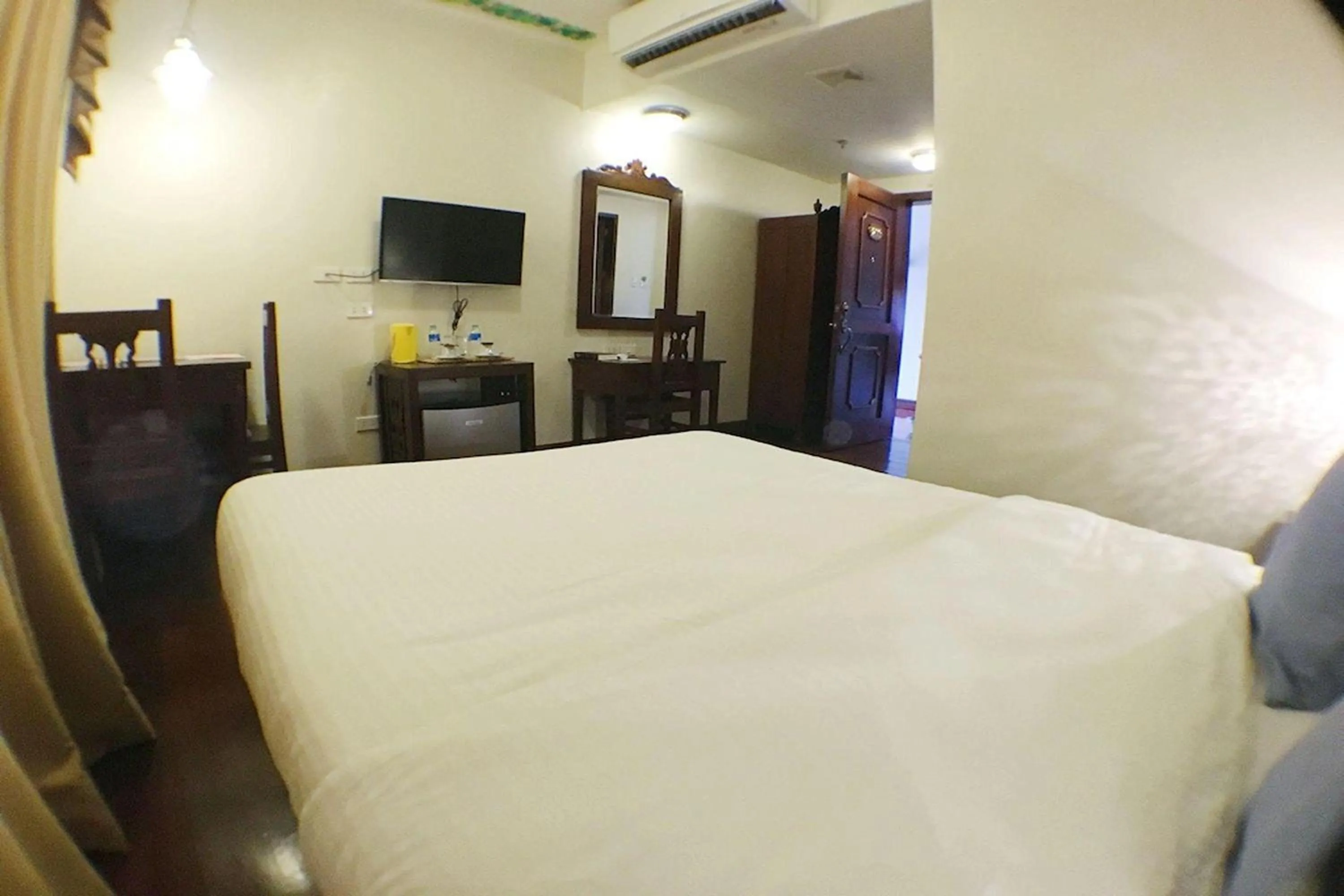 Bedroom, Bed in NSCC Hotel Vigan