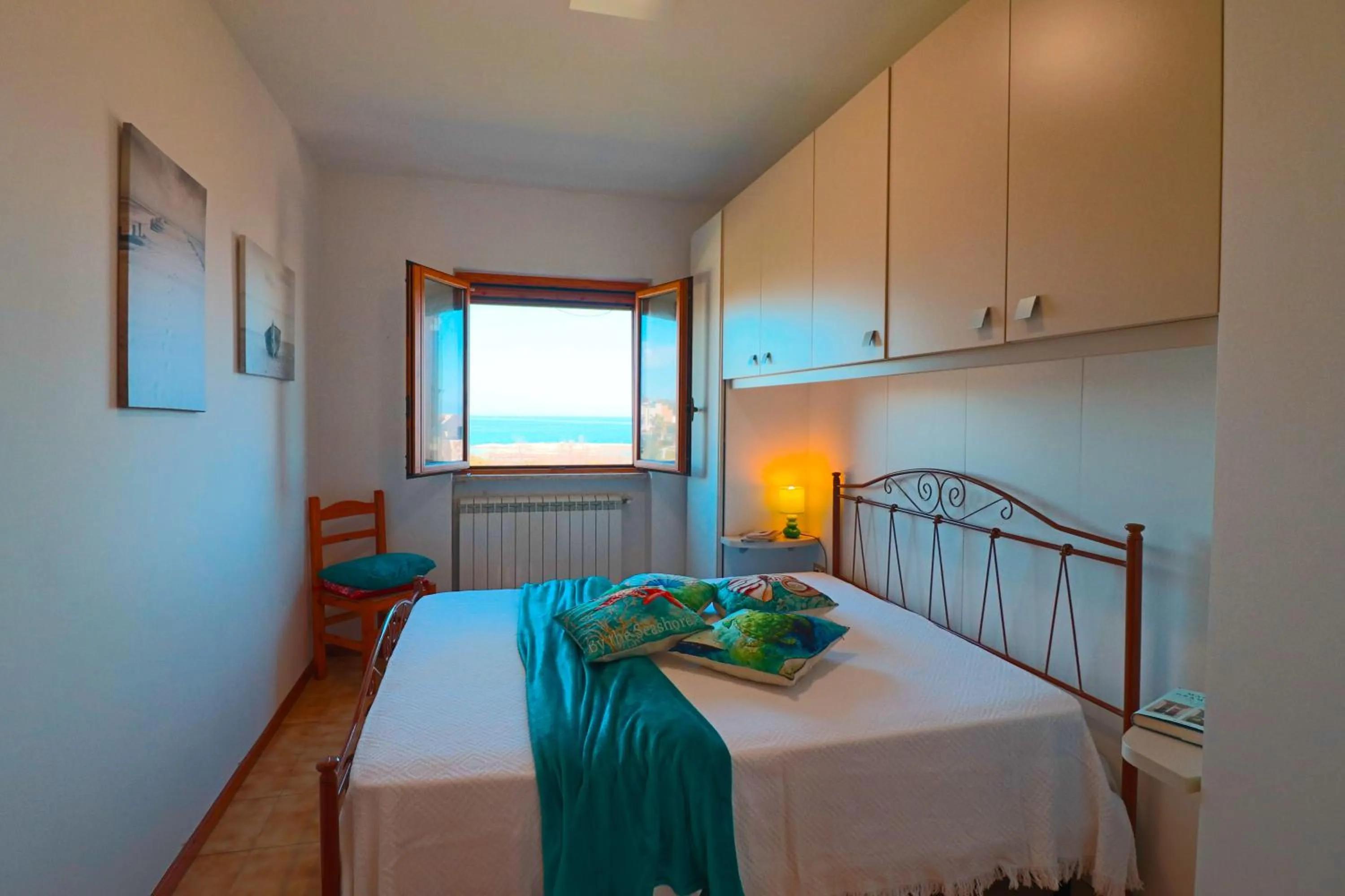 Bed in Sea view house in Otranto 4 places