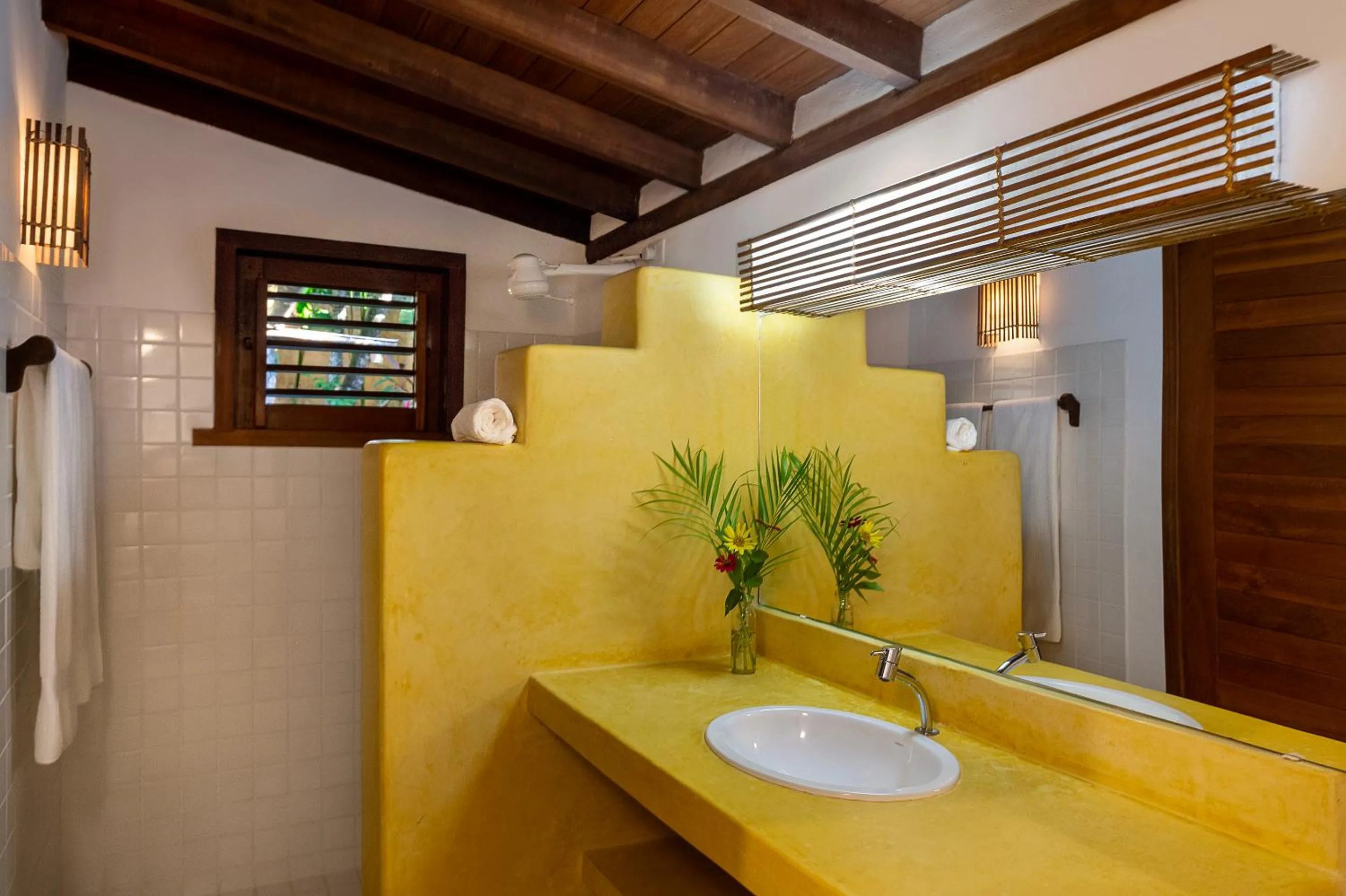 Shower in Casa Baiana Pousada & Aconchego