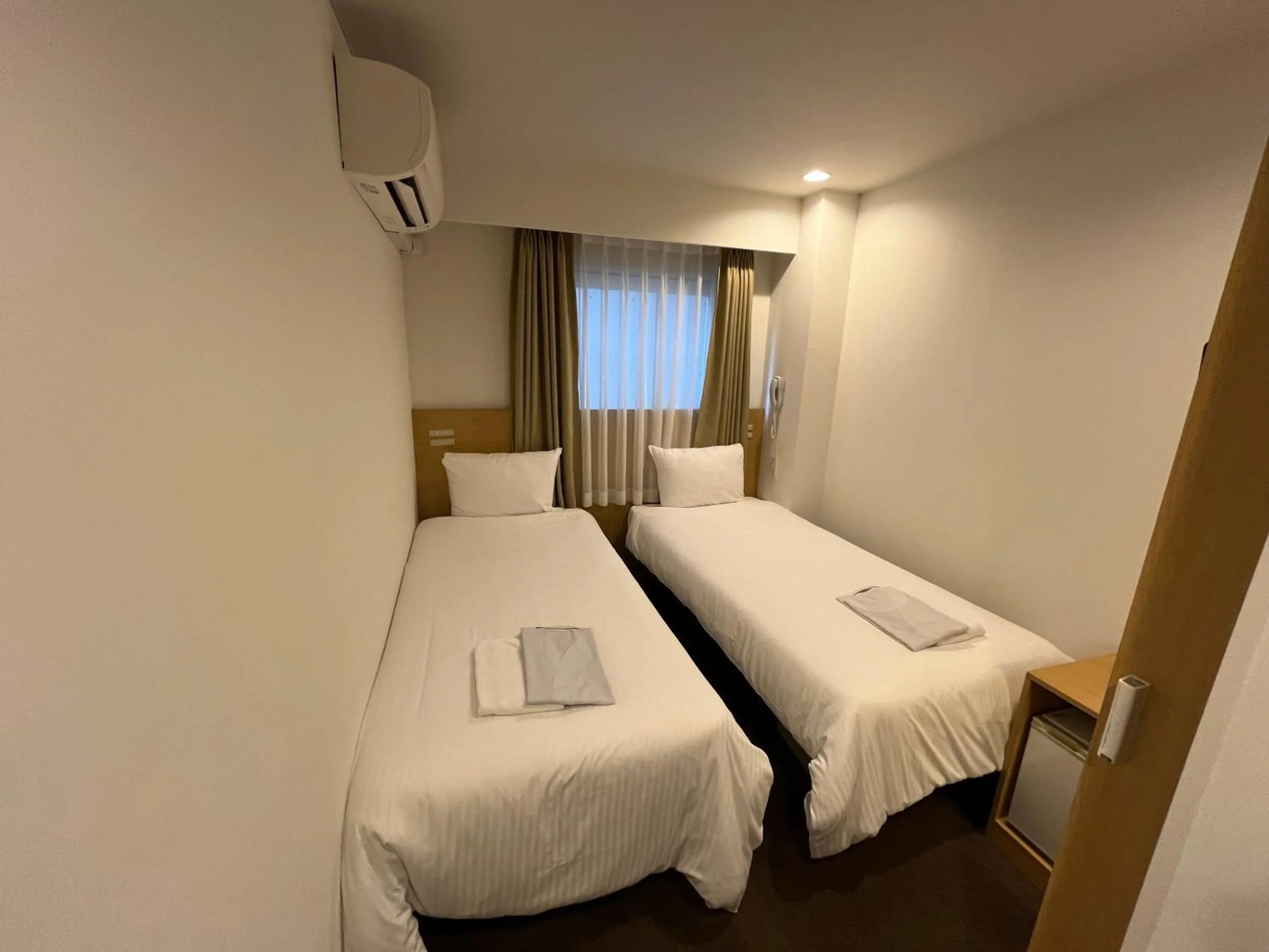 Bedroom, Bed in Rembrandt inn Aomori