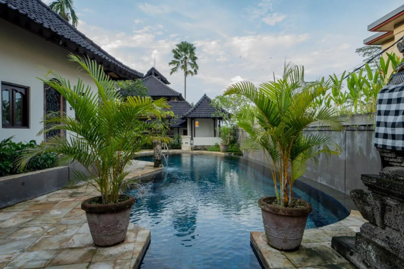 Pool view in Oma Ubud