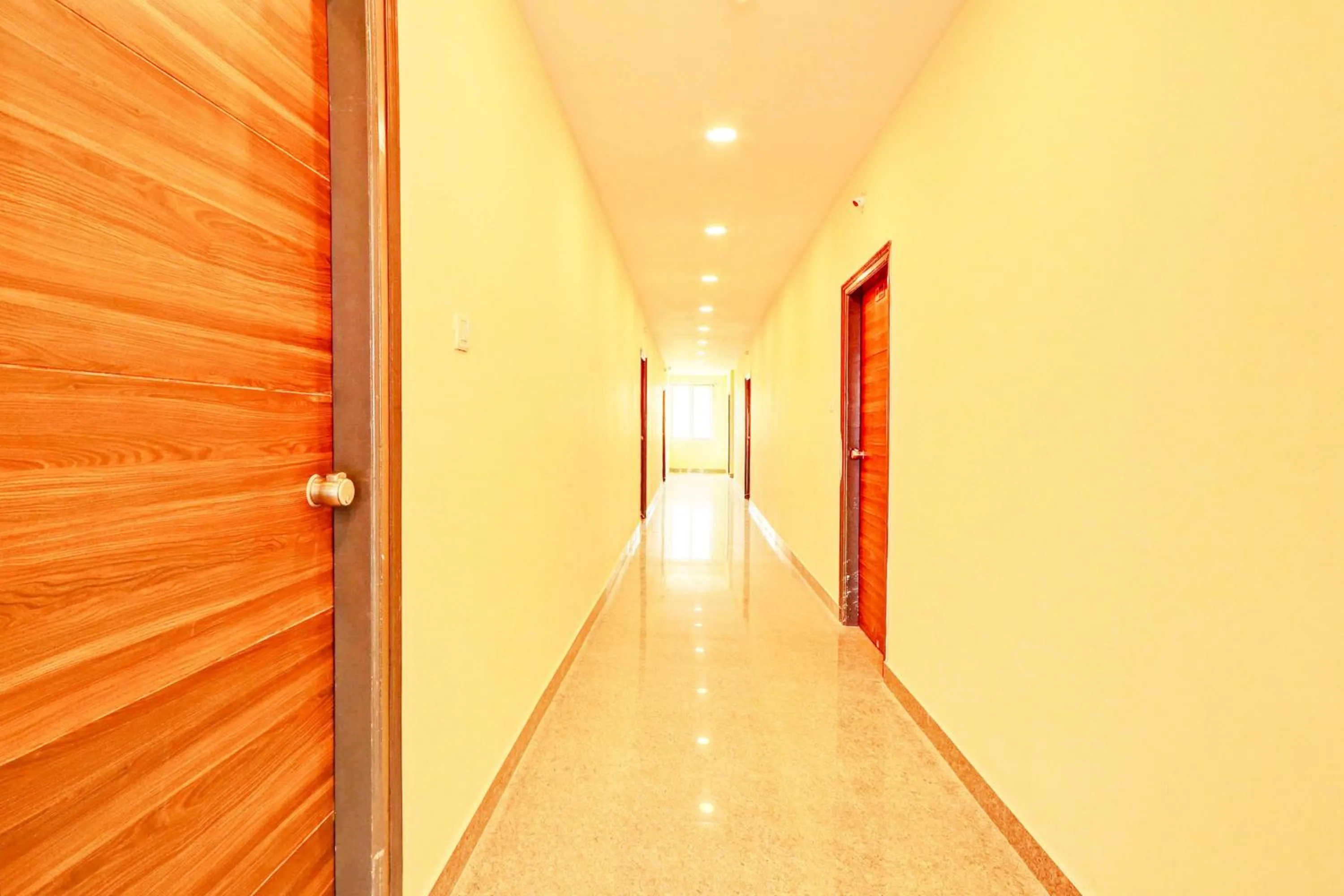 Lobby or reception in HOTEL O R SQUARE