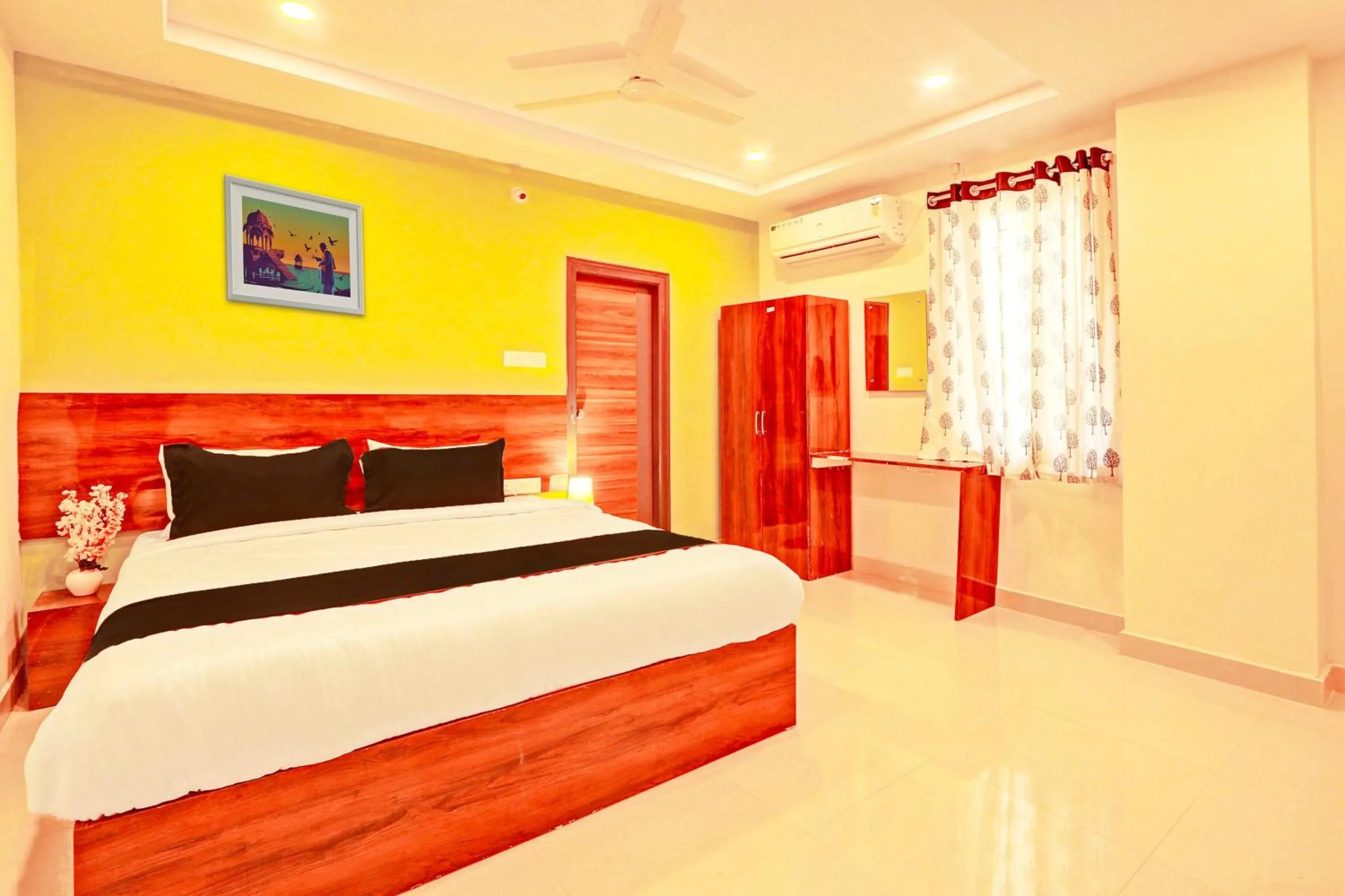 Bedroom, Bed in HOTEL O R SQUARE