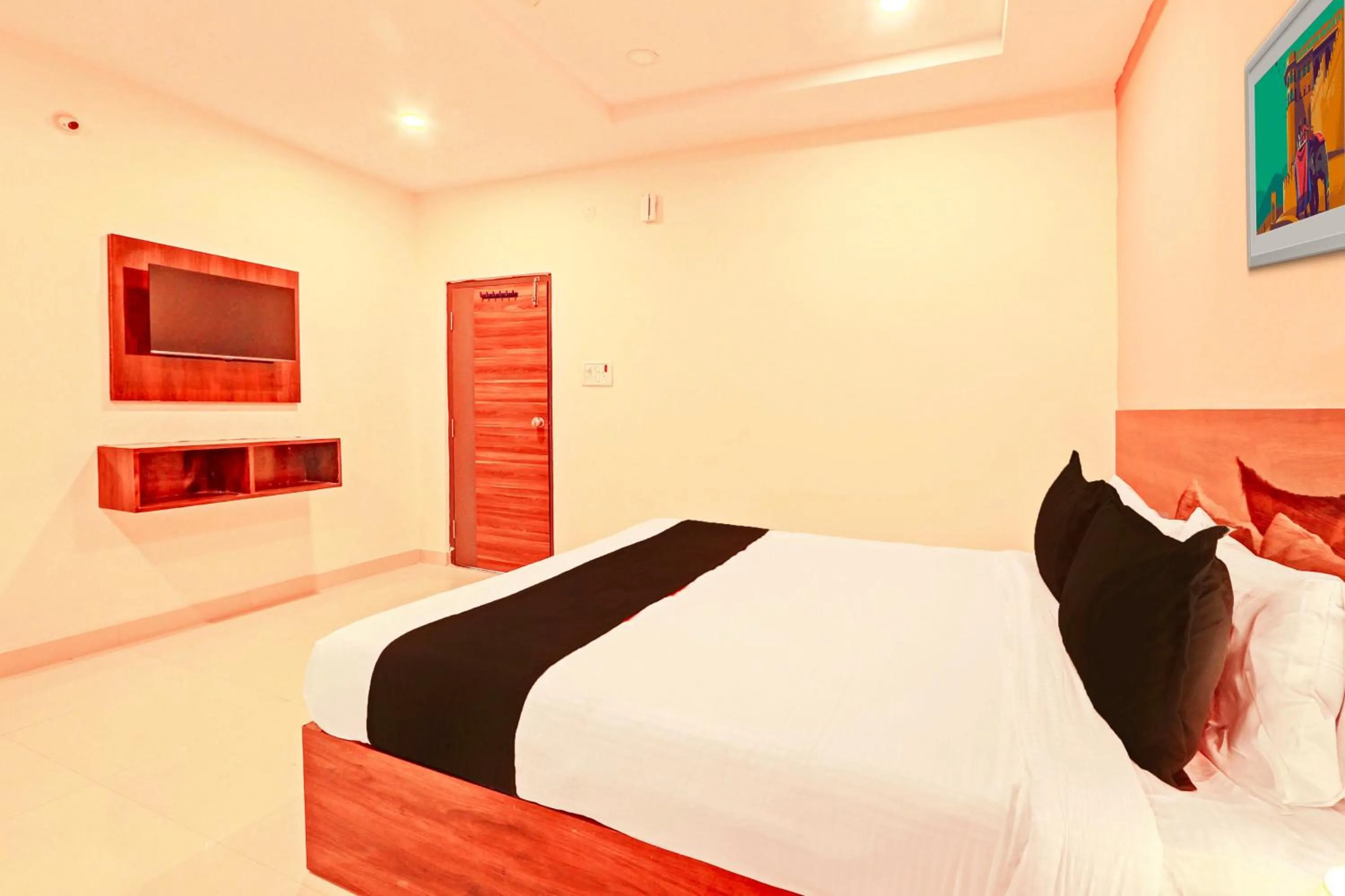 Bedroom, Bed in HOTEL O R SQUARE