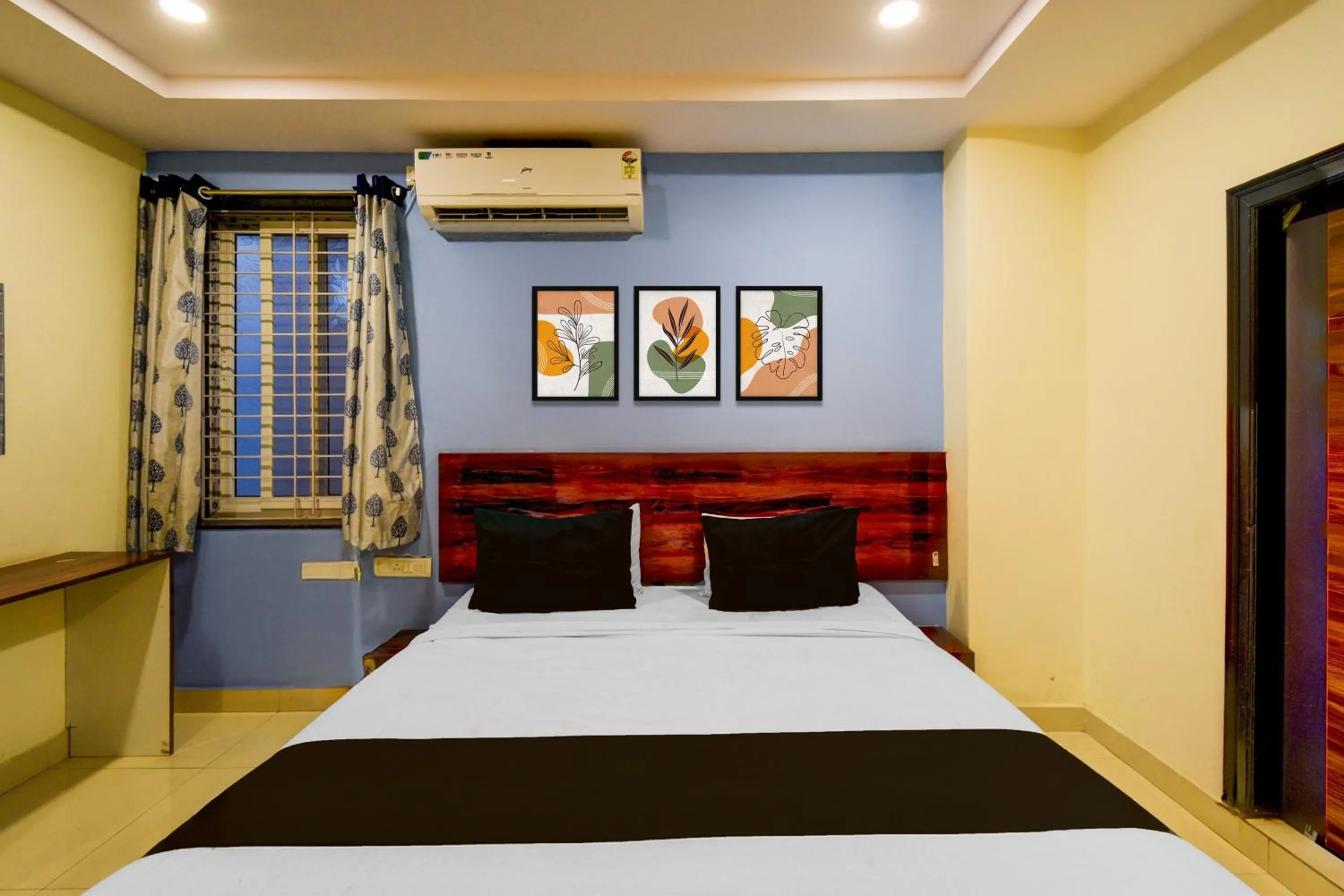 Bedroom, Bed in Hotel O AMR Planet Mall Hyderabad Formerly R Square