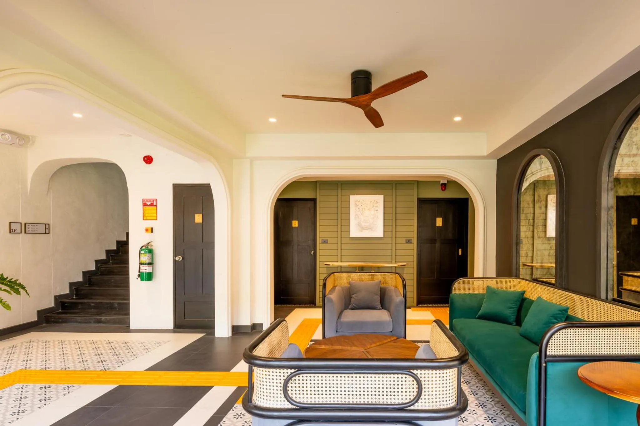 Property building in Shamrock Chiangmai Hotel-Adult Only