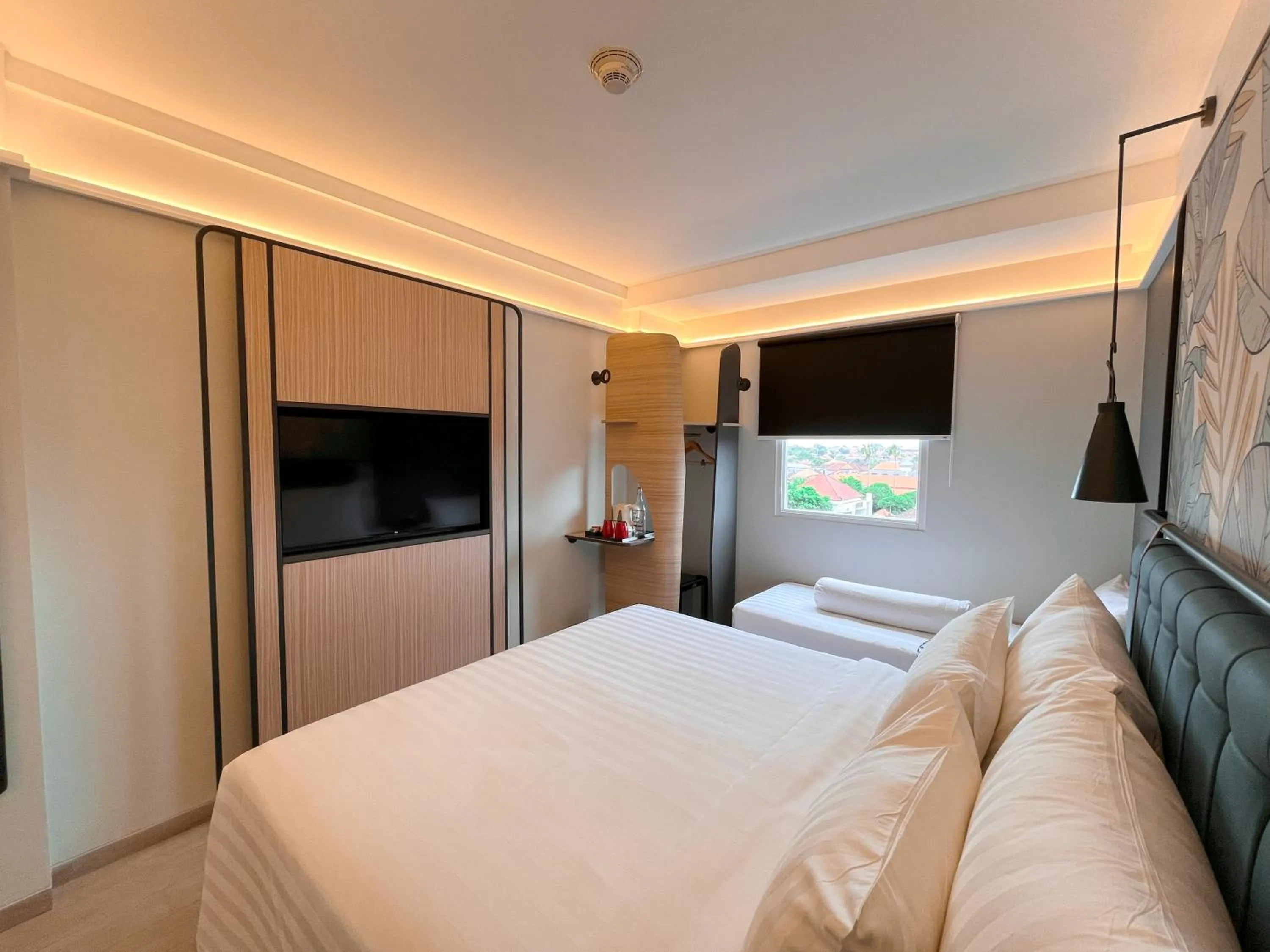 Bedroom, Bed in Luminor Hotel Legian Seminyak - Bali