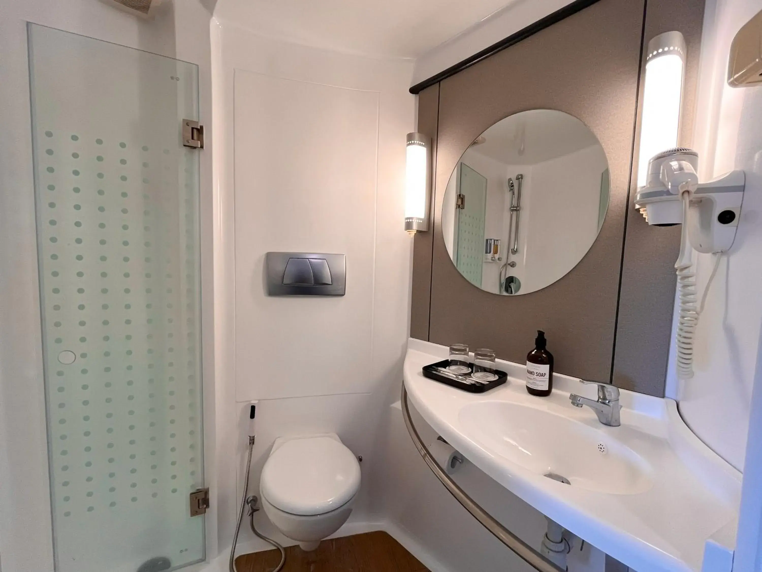 Deluxe Double Room in Luminor Hotel Legian Seminyak - Bali Deluxe Double Room in Luminor Hotel Legian Seminyak - Bali