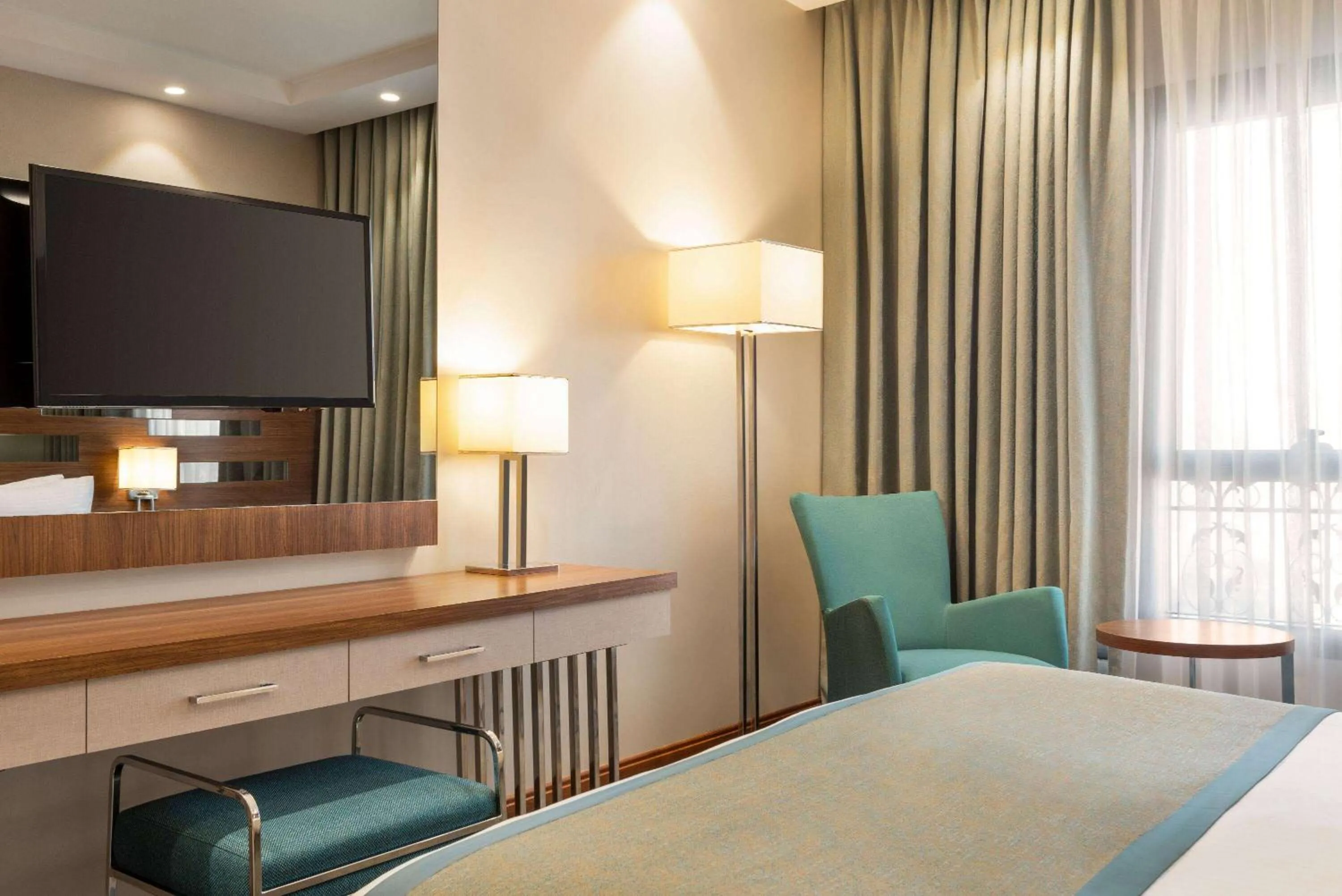 Bed in Ramada by Wyndham Makkah Zad Al Rawda