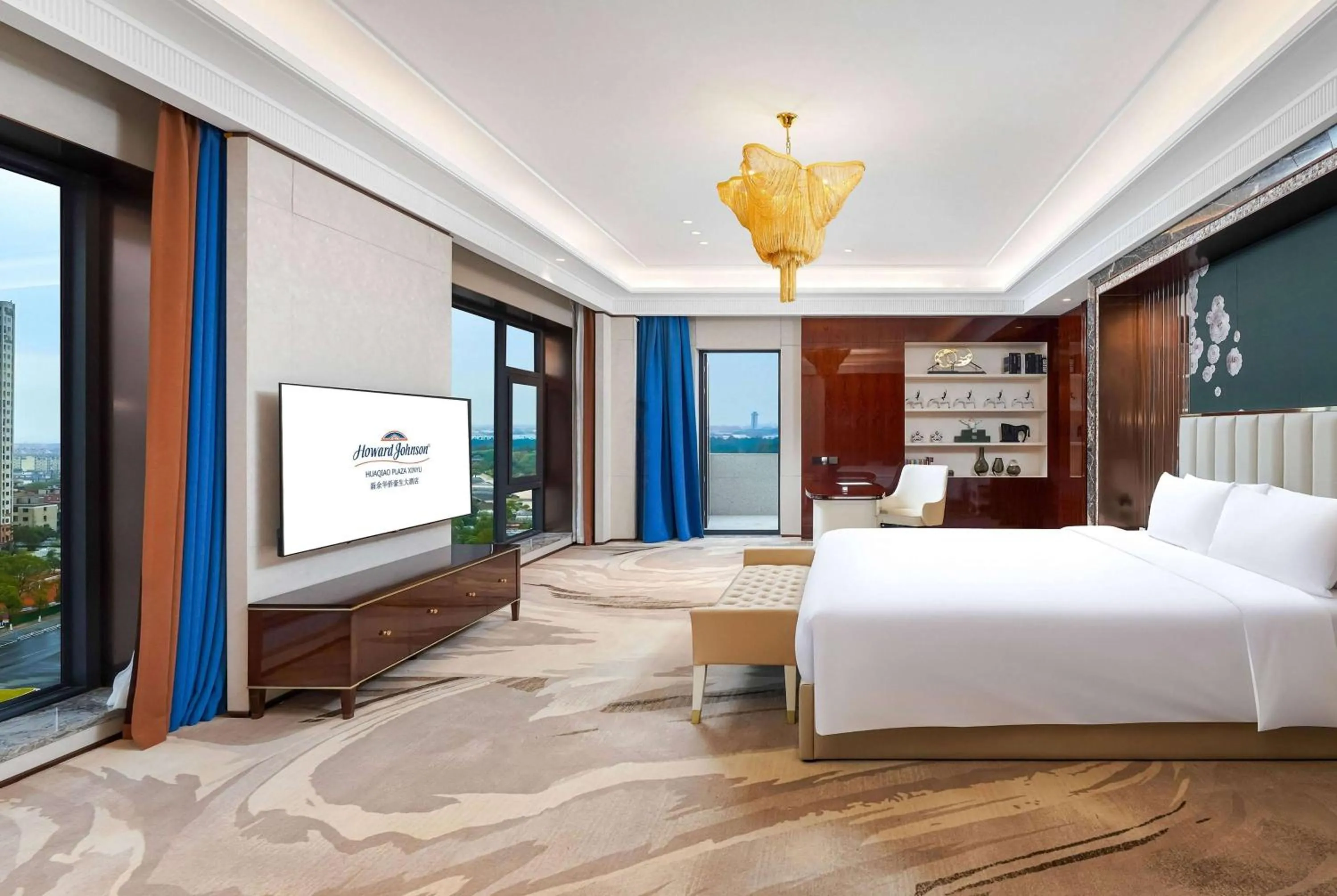 Photo of the whole room, Bed in Howard Johnson by Wyndham Huaqiao Plaza Xinyu