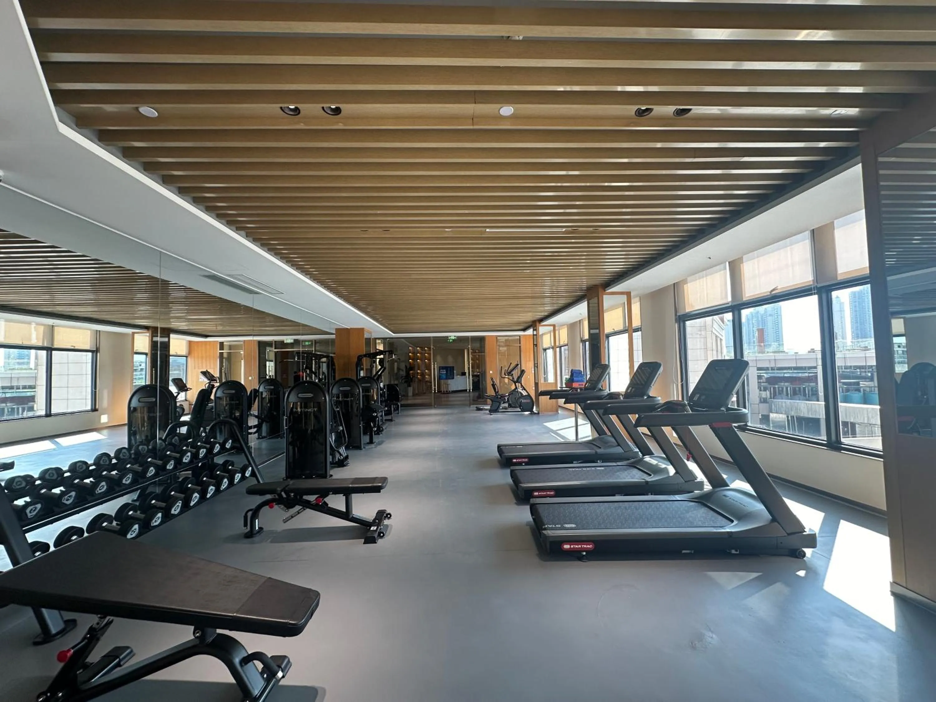 Fitness centre/facilities in Howard Johnson by Wyndham Huaqiao Plaza Xinyu