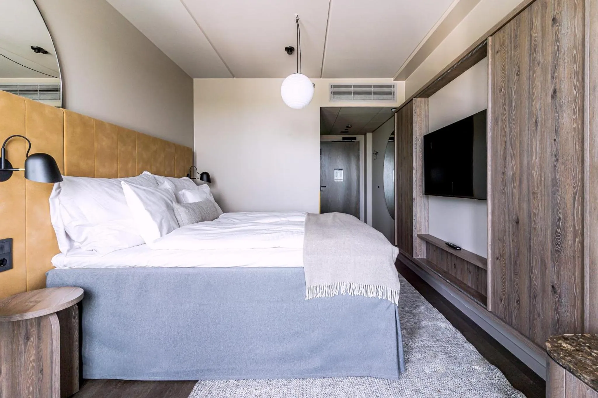 Bedroom, Bed in Clarion Hotel Helsinki Airport