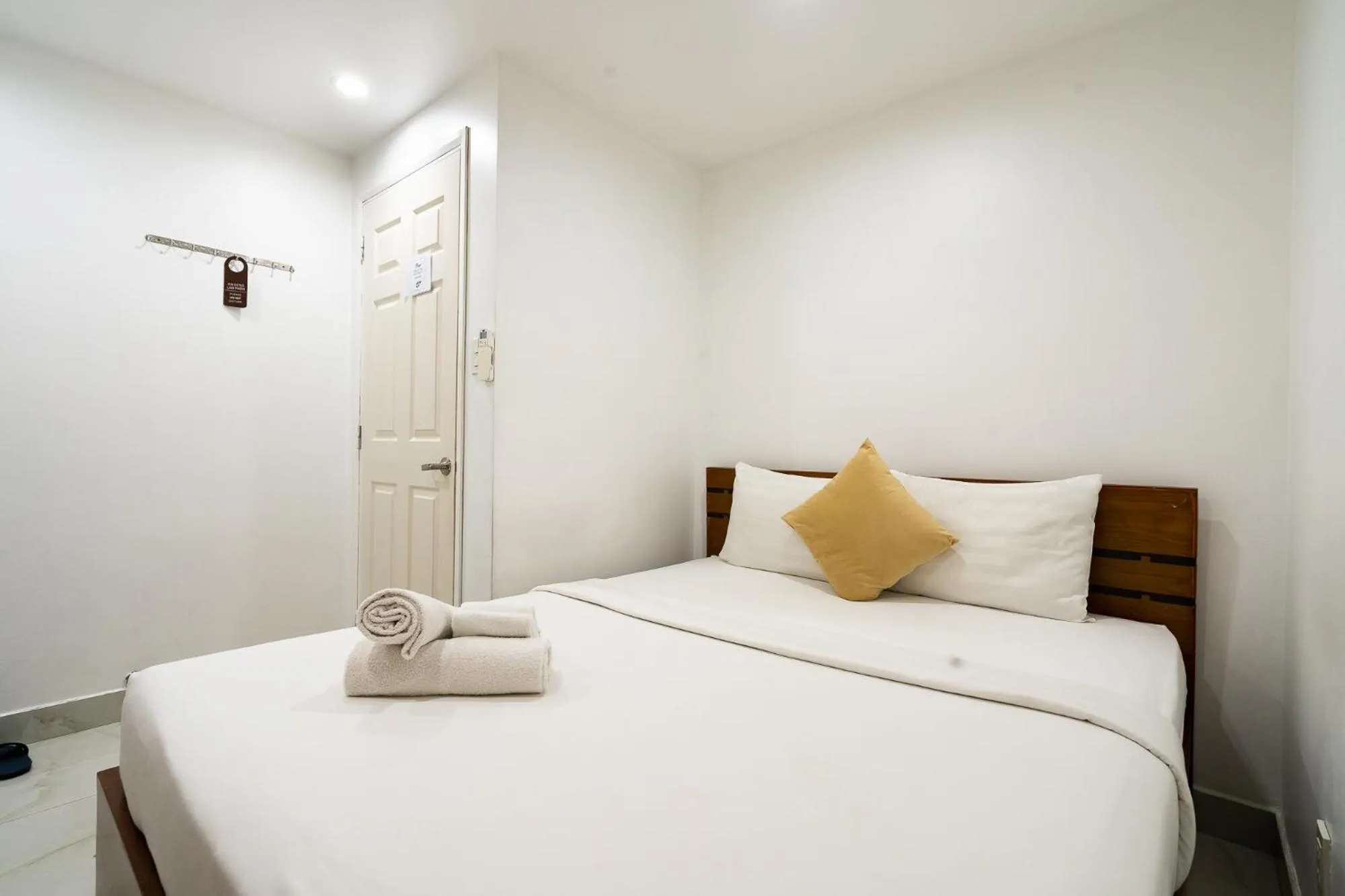 Photo of the whole room, Bed in Adventure Hotel