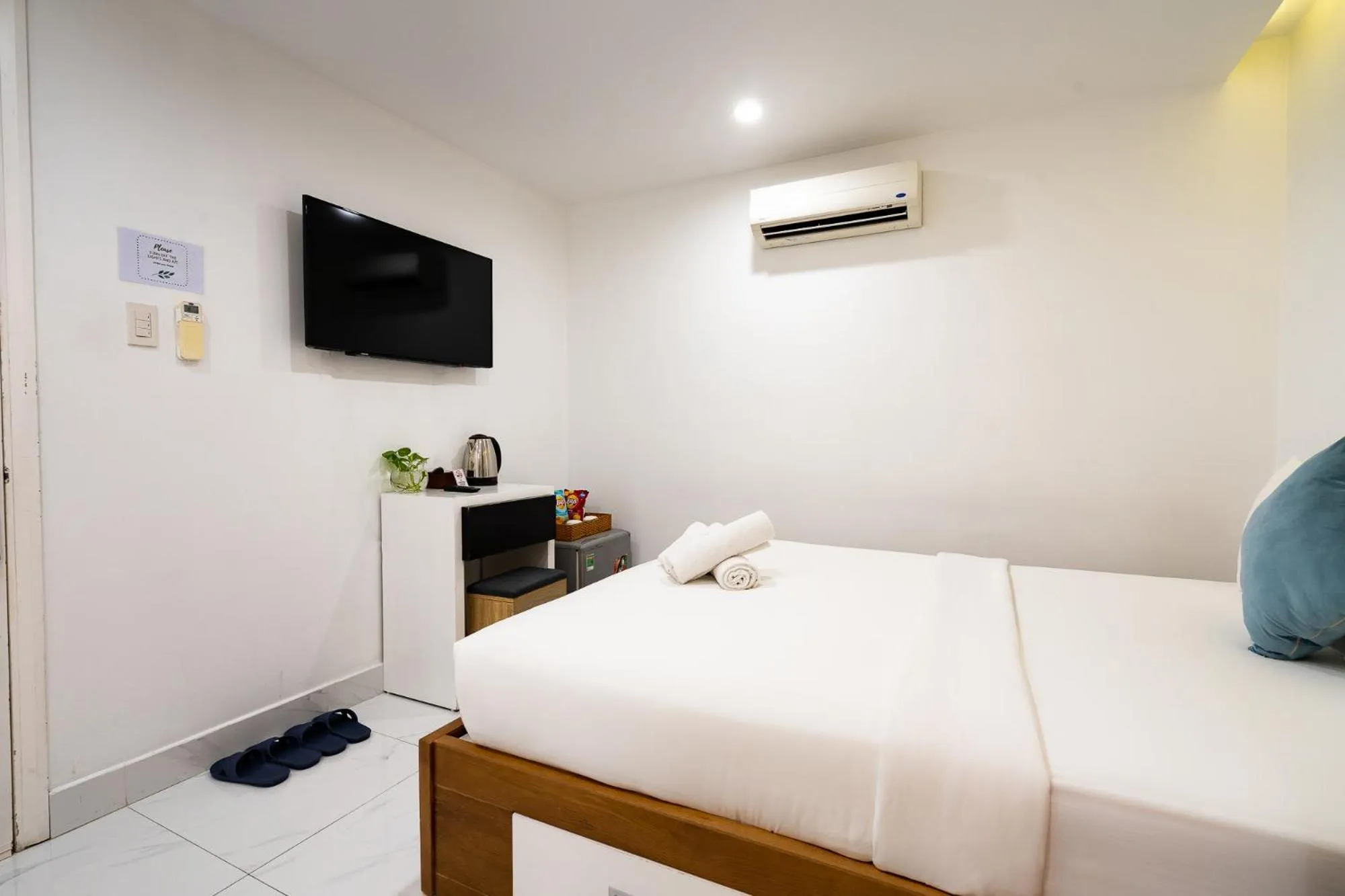 Photo of the whole room, Bed in Adventure Hotel