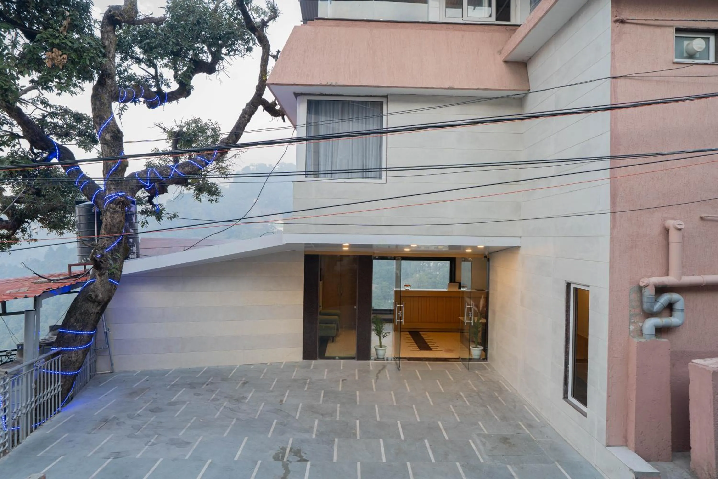 Property building in Super Hotel by Perfectstayz Mall Road