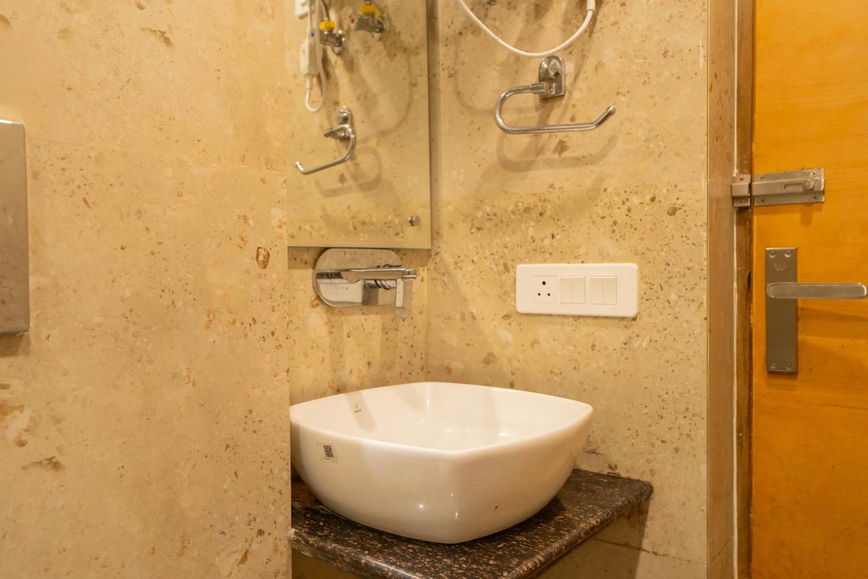 Shower in Super Hotel by Perfectstayz Mall Road