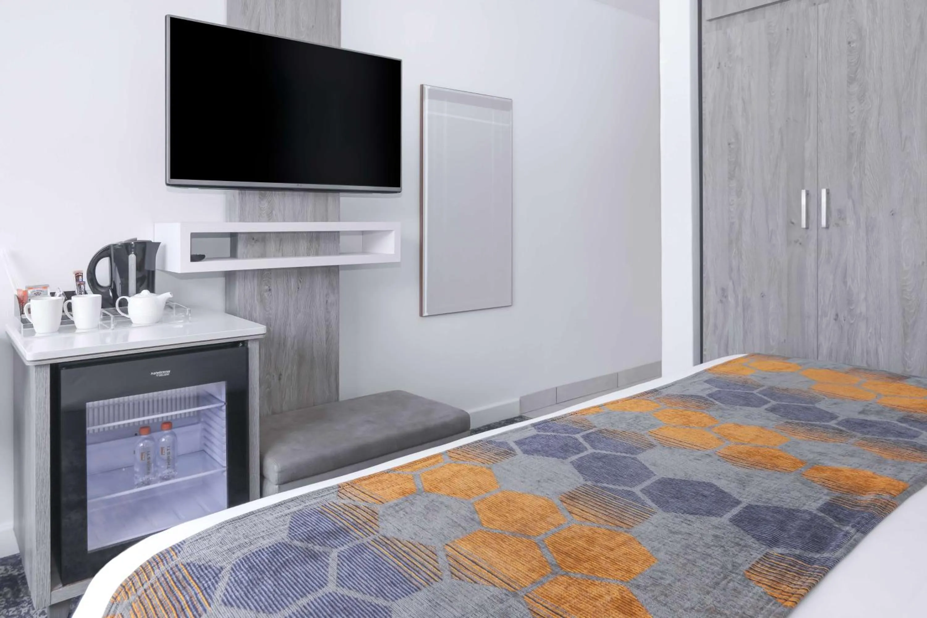 Bed in Garden Court Mthatha