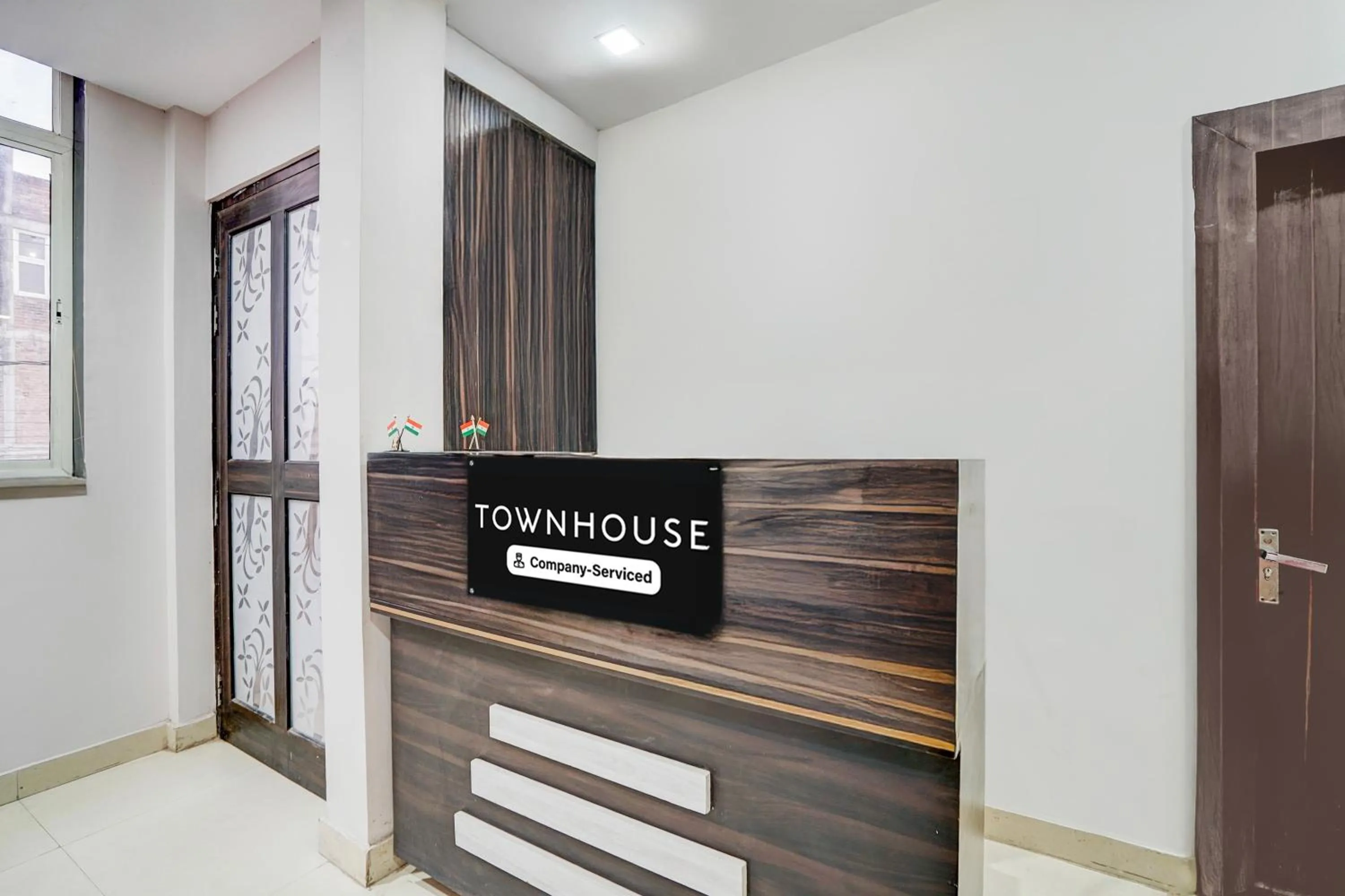 Lobby or reception in Super Townhouse Faizabad Road Opp BBD University