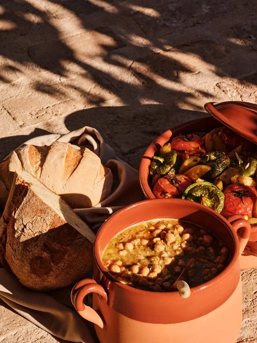 Food and drinks in Not Boutique Hotel