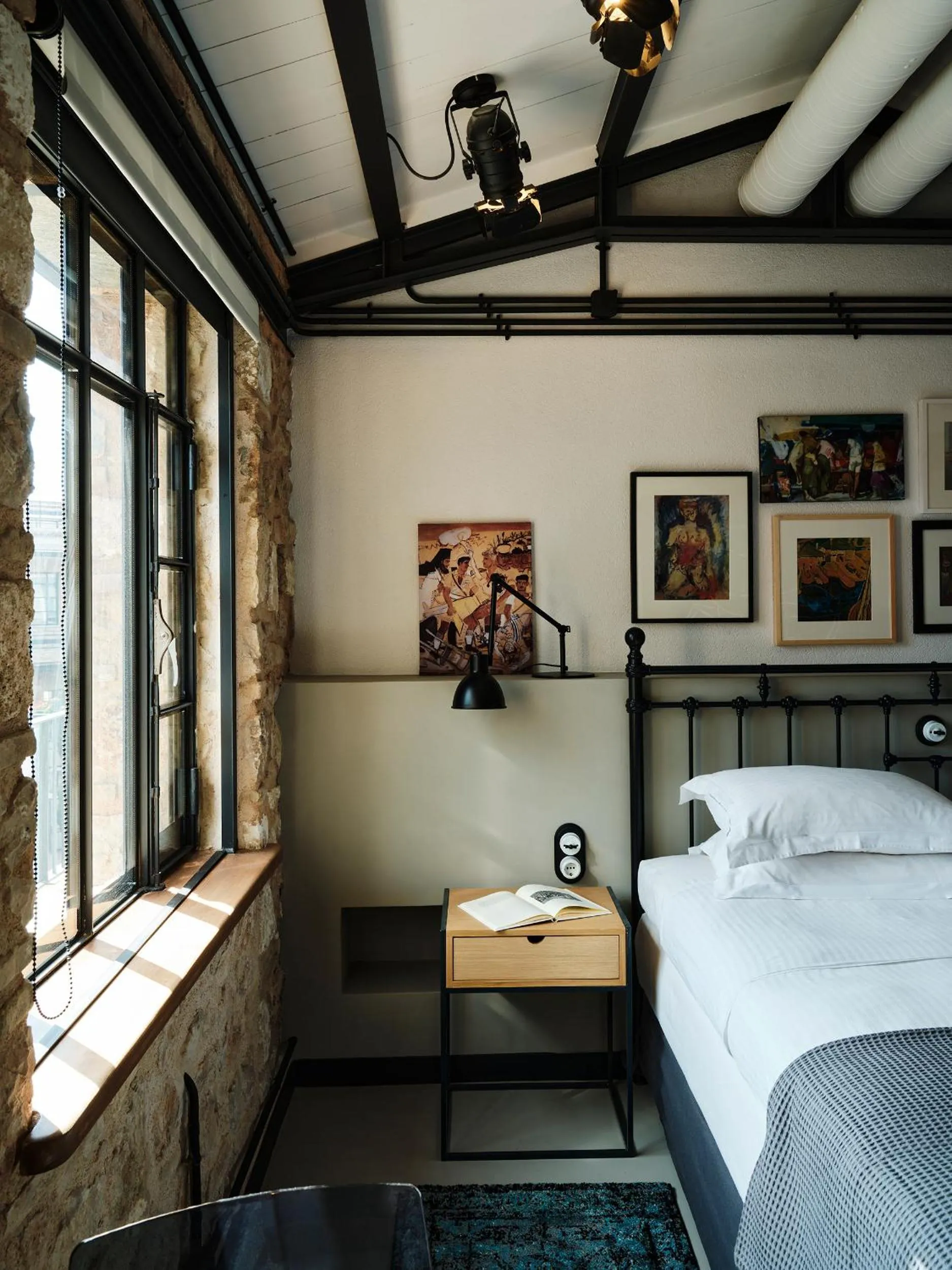 Bedroom, Bed in Not Boutique Hotel