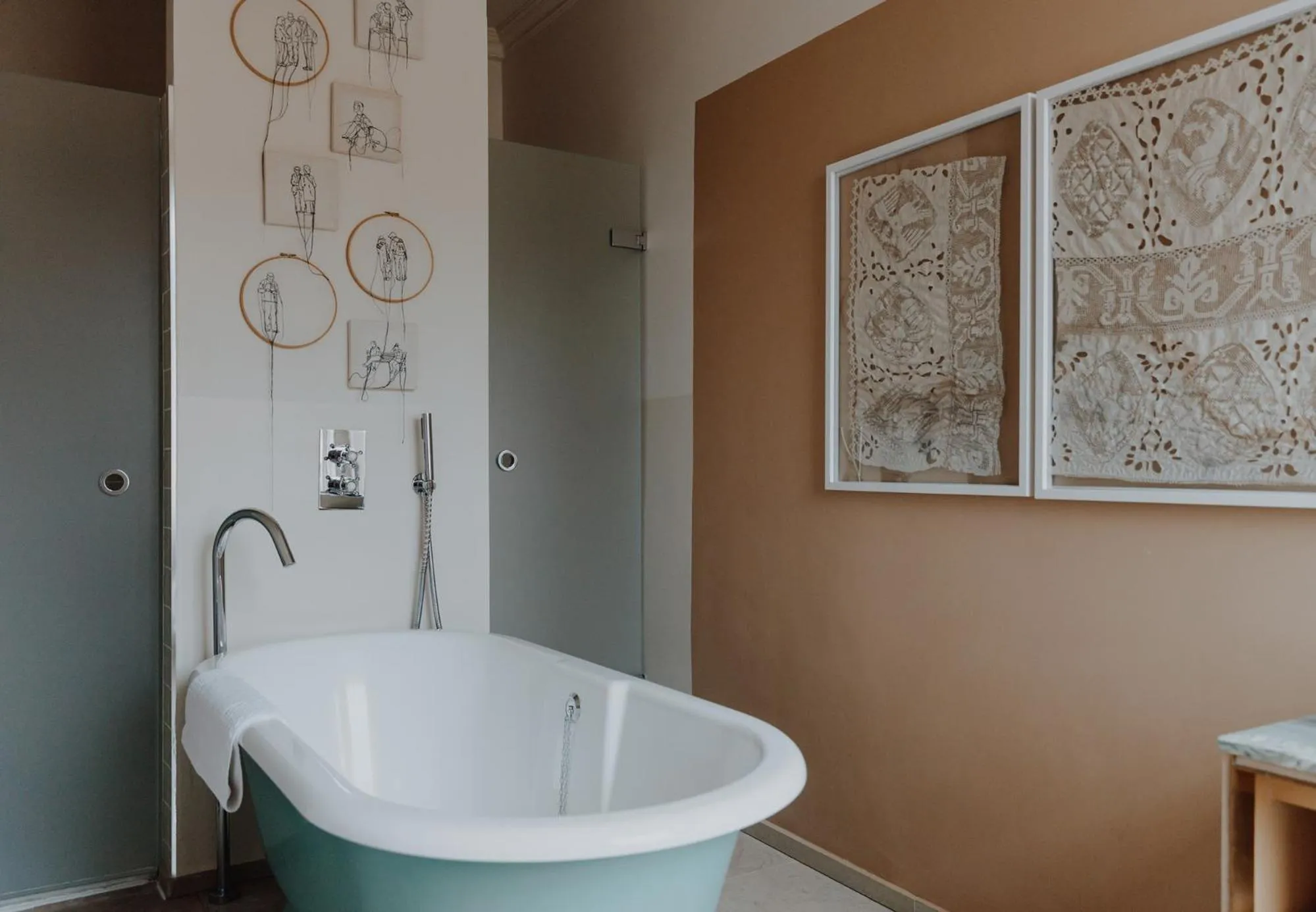 Bedroom in No 15 by GuestHouse, Bath