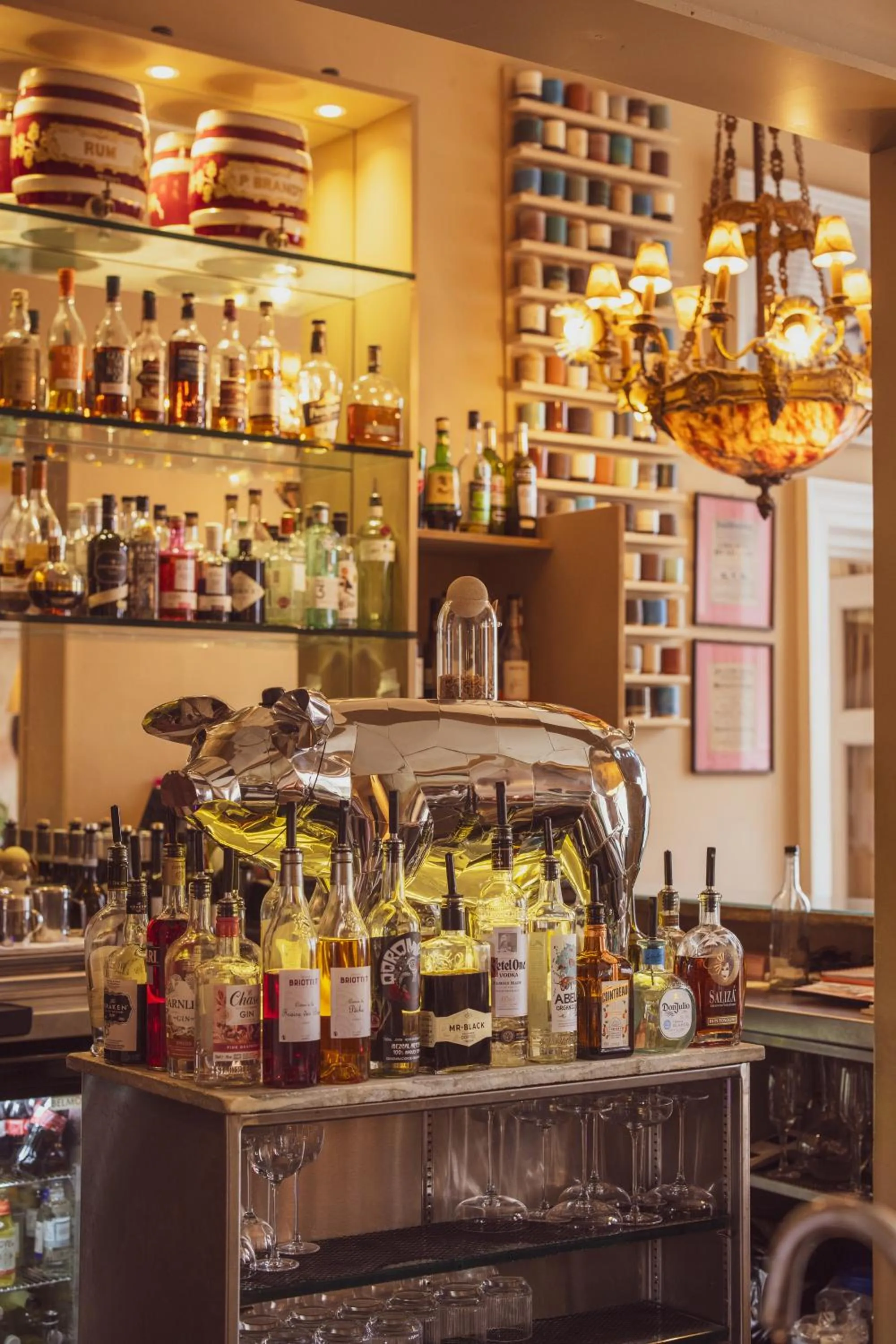 Lounge or bar in No 15 by GuestHouse, Bath