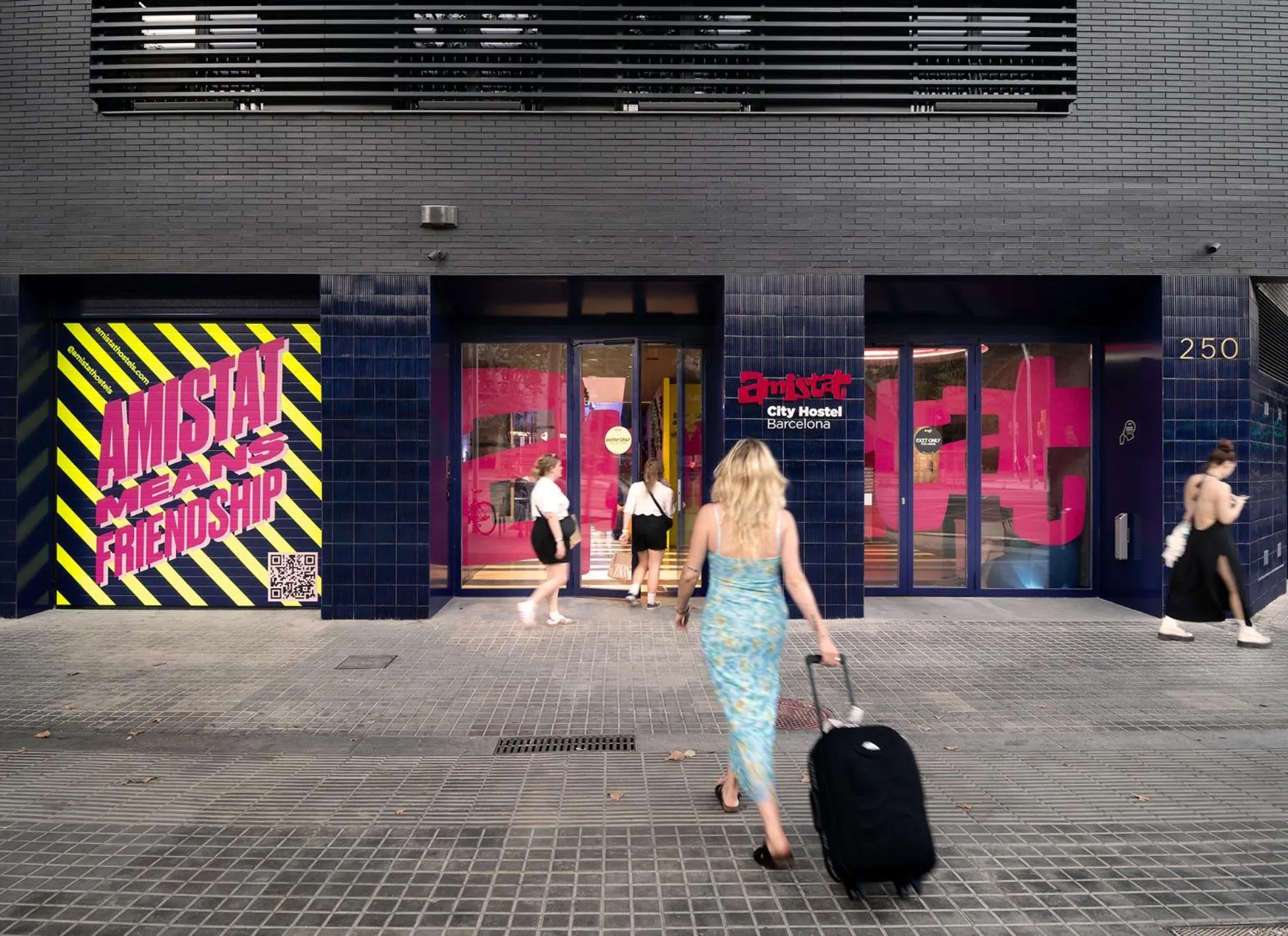 Day in AMISTAT City Hostel Barcelona