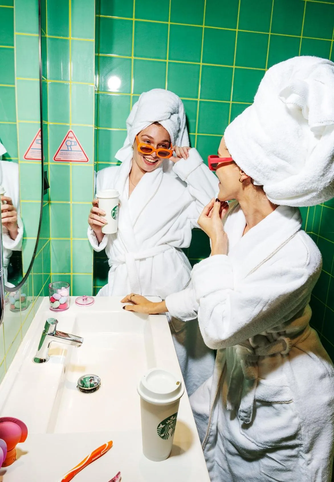 Shower in AMISTAT City Hostel Barcelona