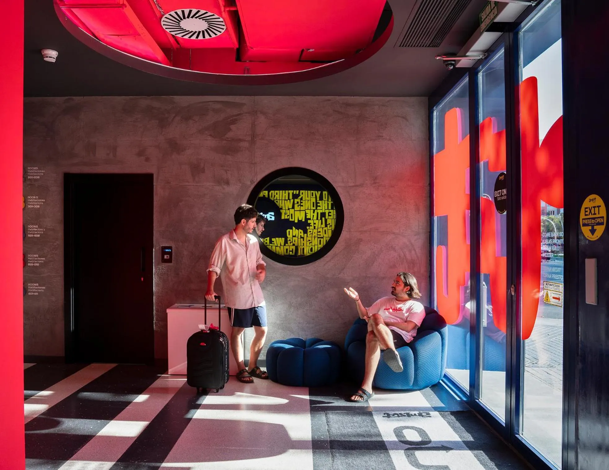 People in AMISTAT City Hostel Barcelona