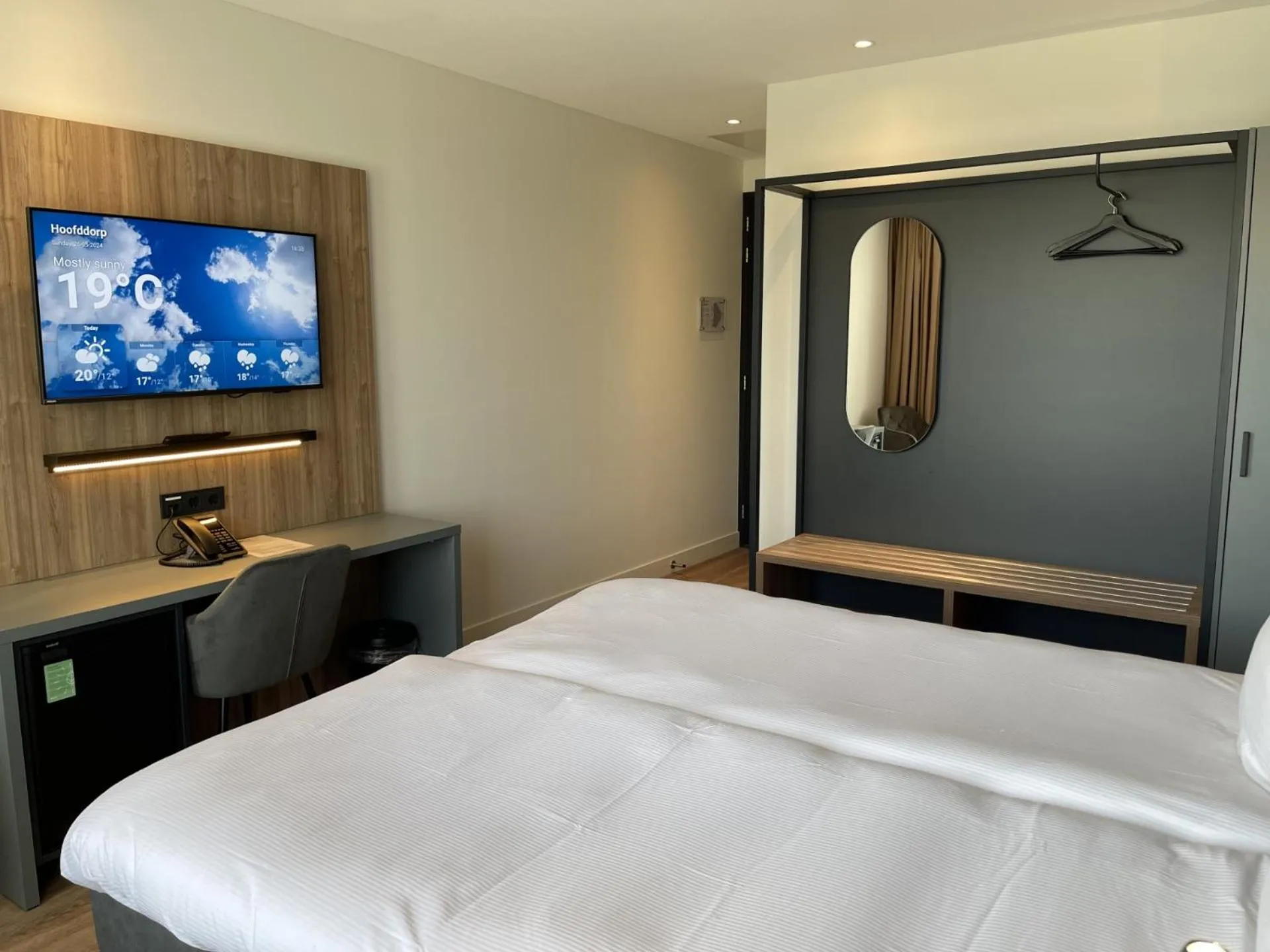 Bed in OZO Hotels Antares Airport