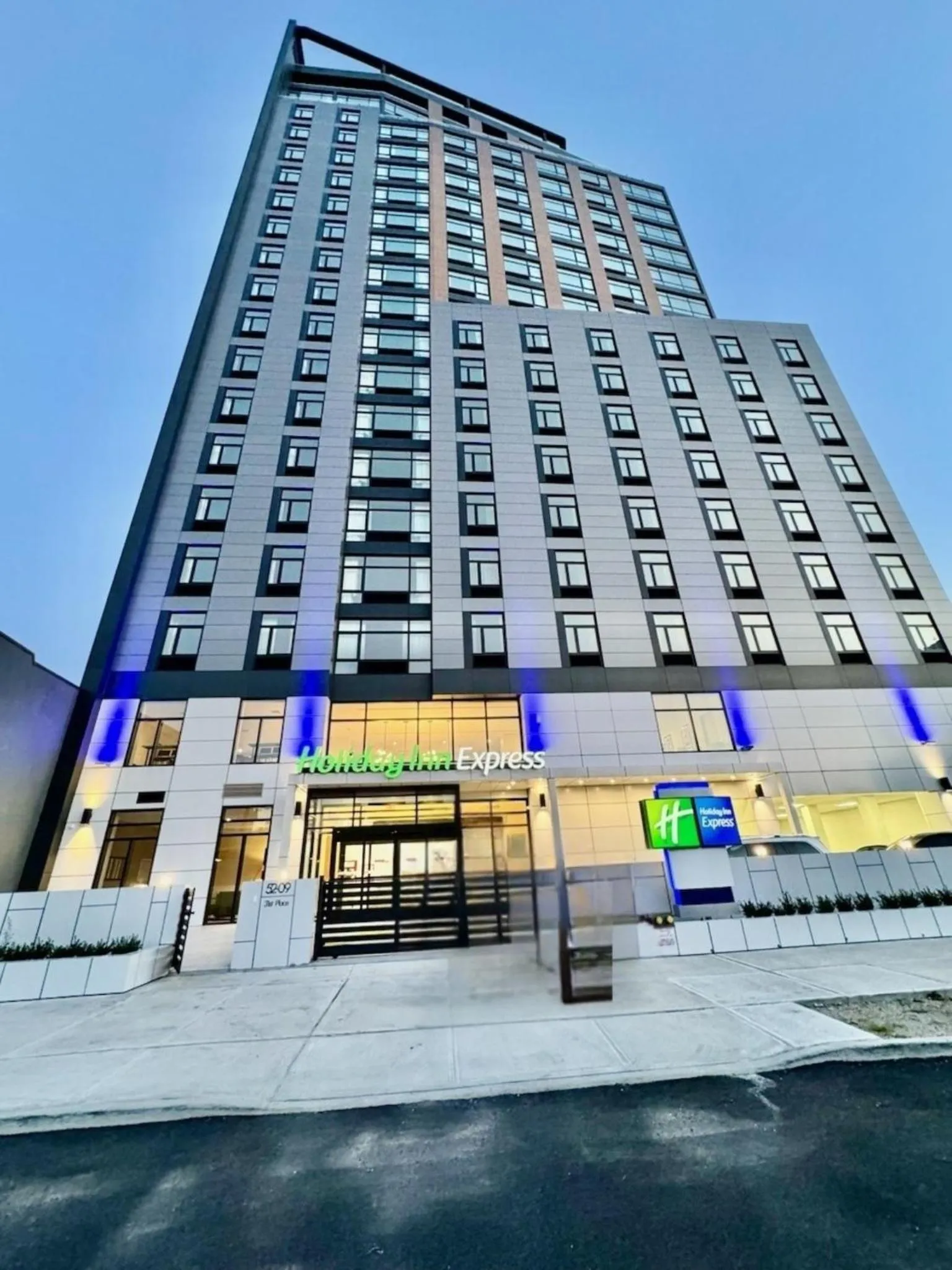 Property building in Holiday Inn Express Long Island City E - New York by IHG