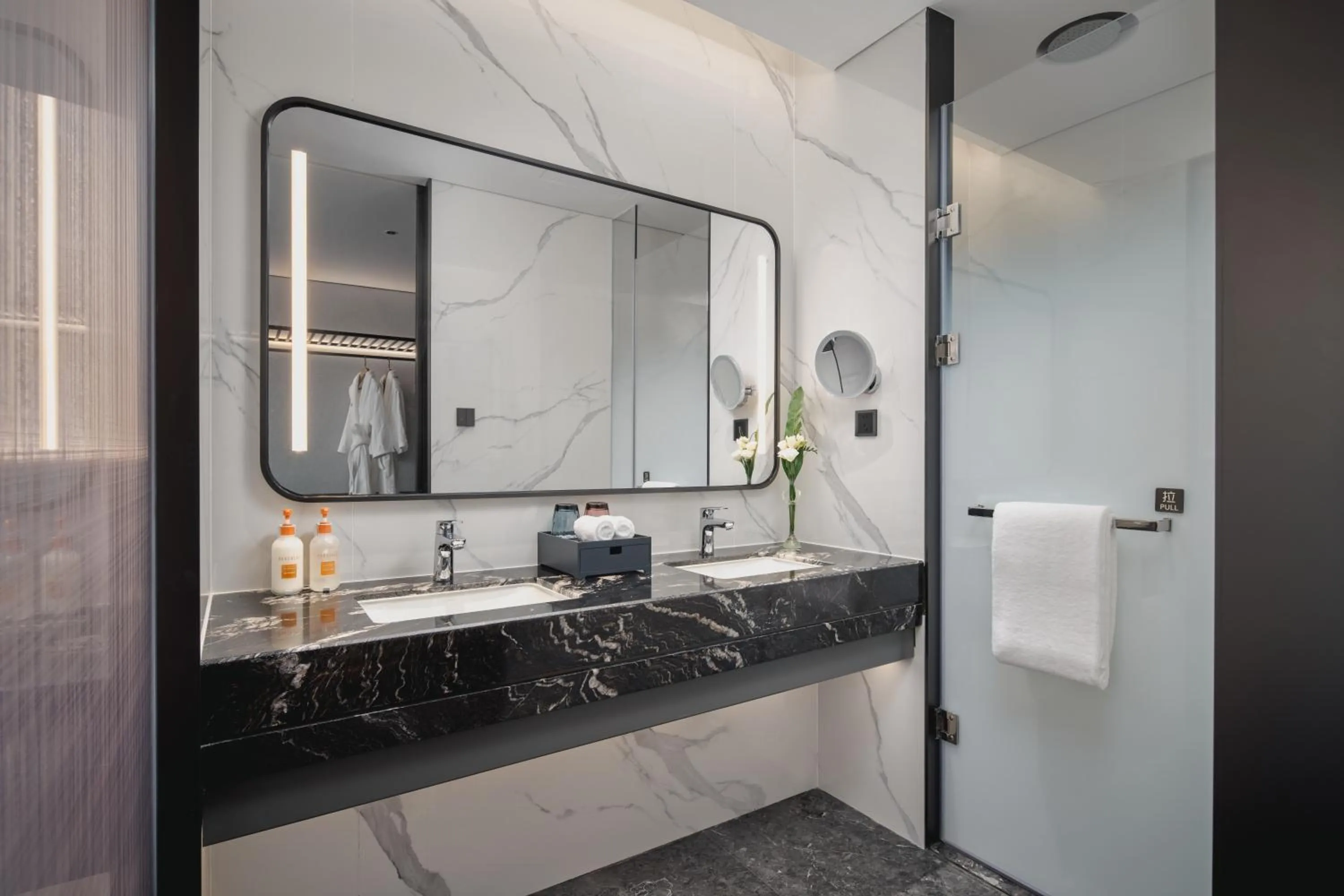 Crowne Plaza Shangluo, an IHG Hotel