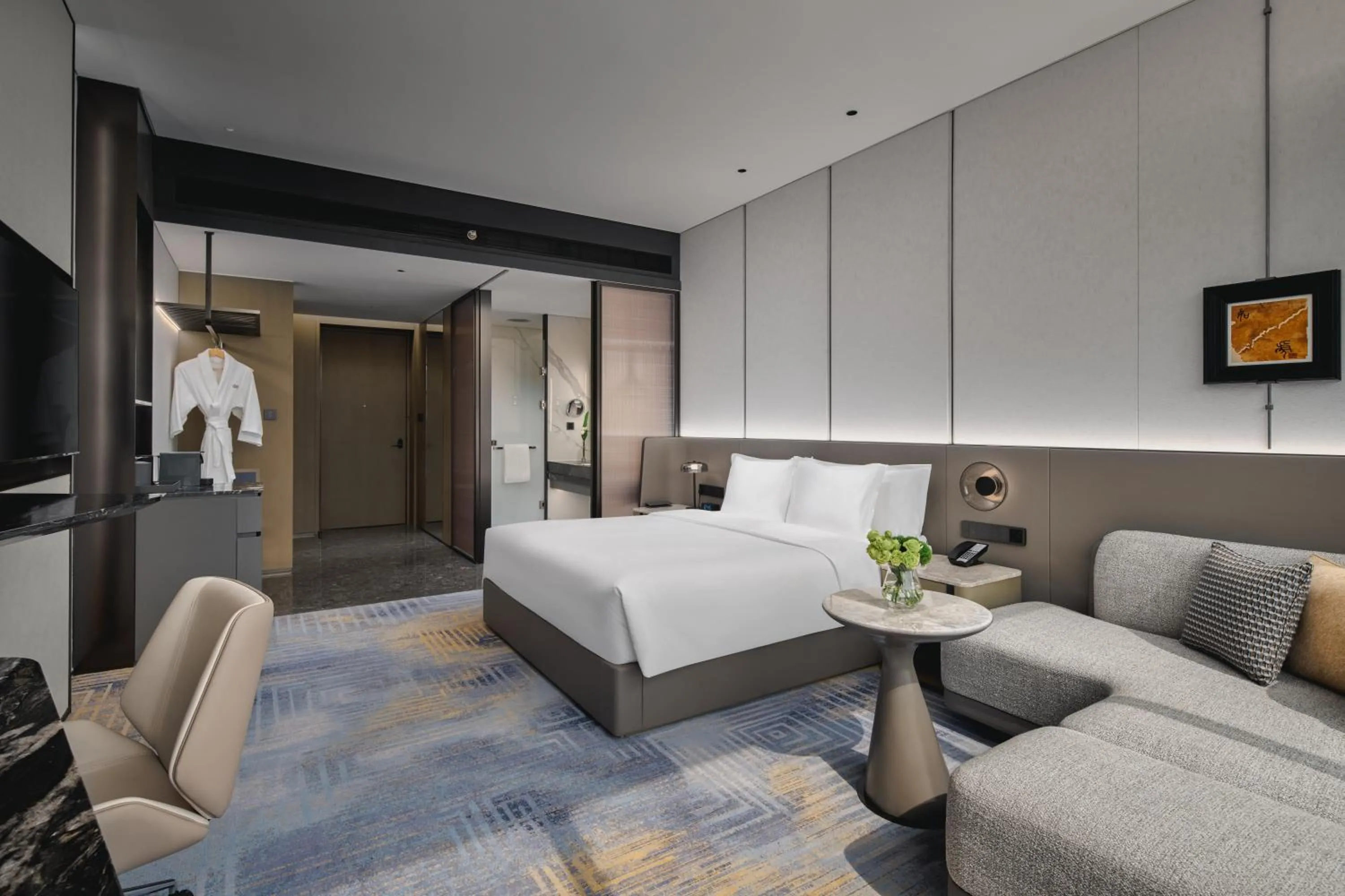 Standard Room in Crowne Plaza Shangluo, an IHG Hotel