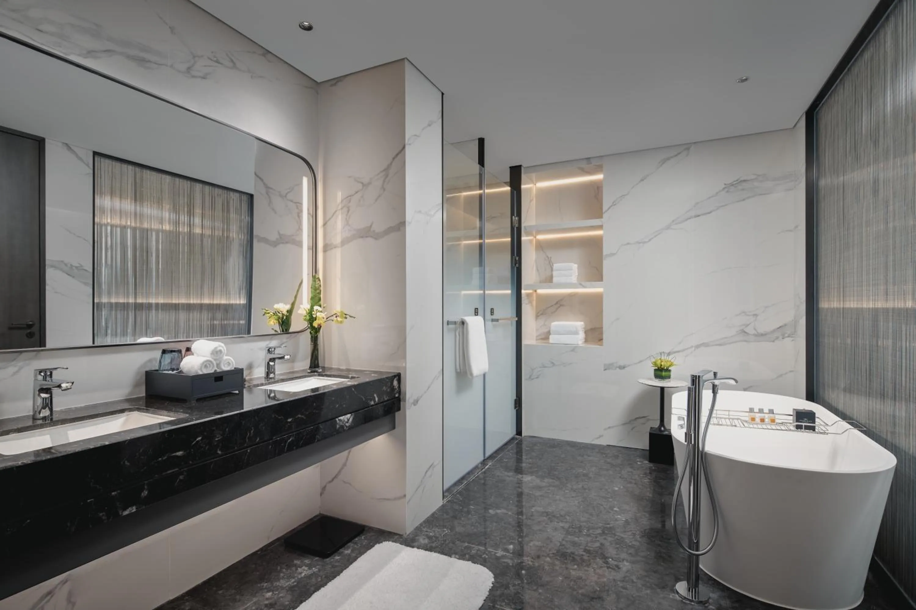 Crowne Plaza Shangluo, an IHG Hotel