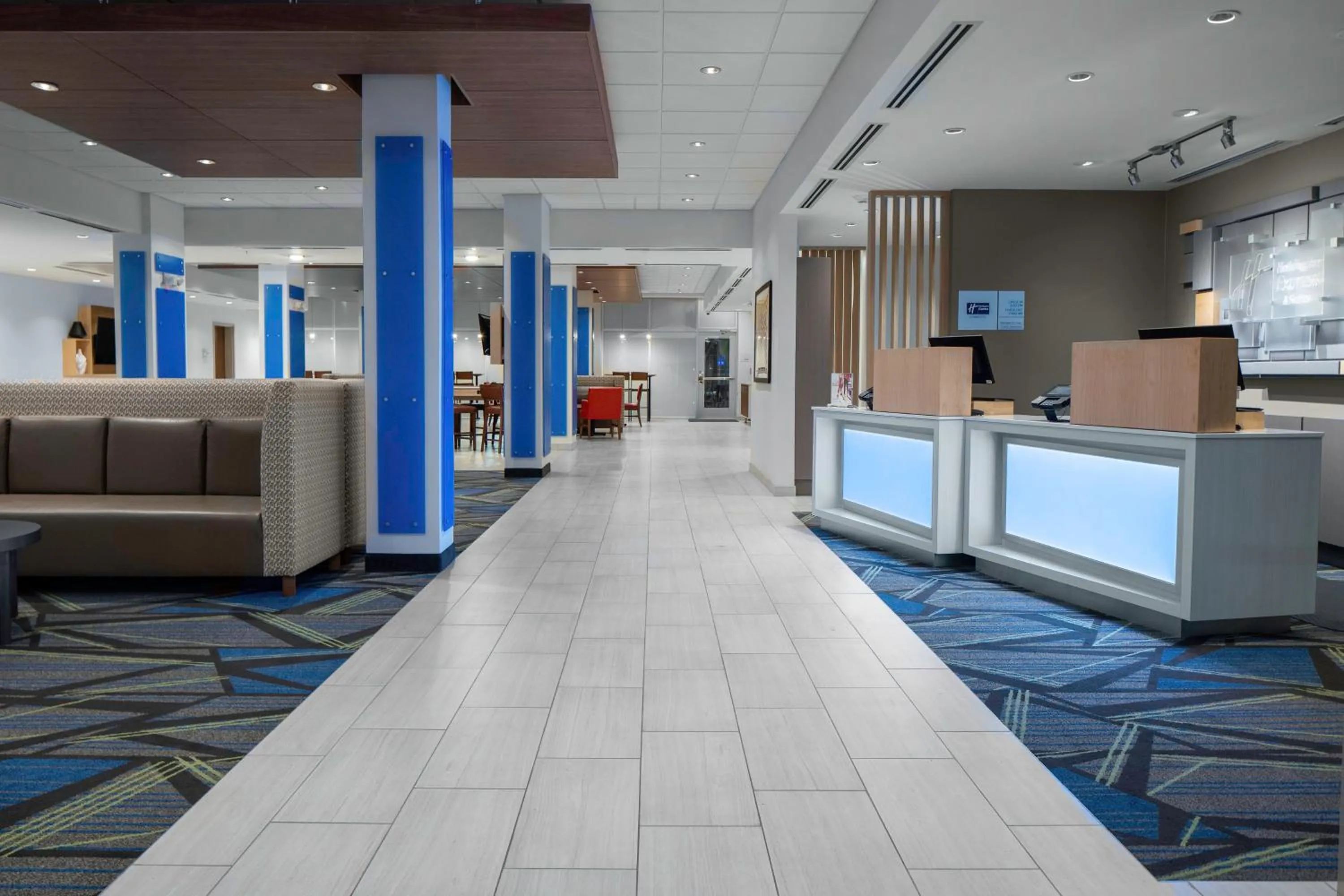 Property building in Holiday Inn Express & Suites Griffin