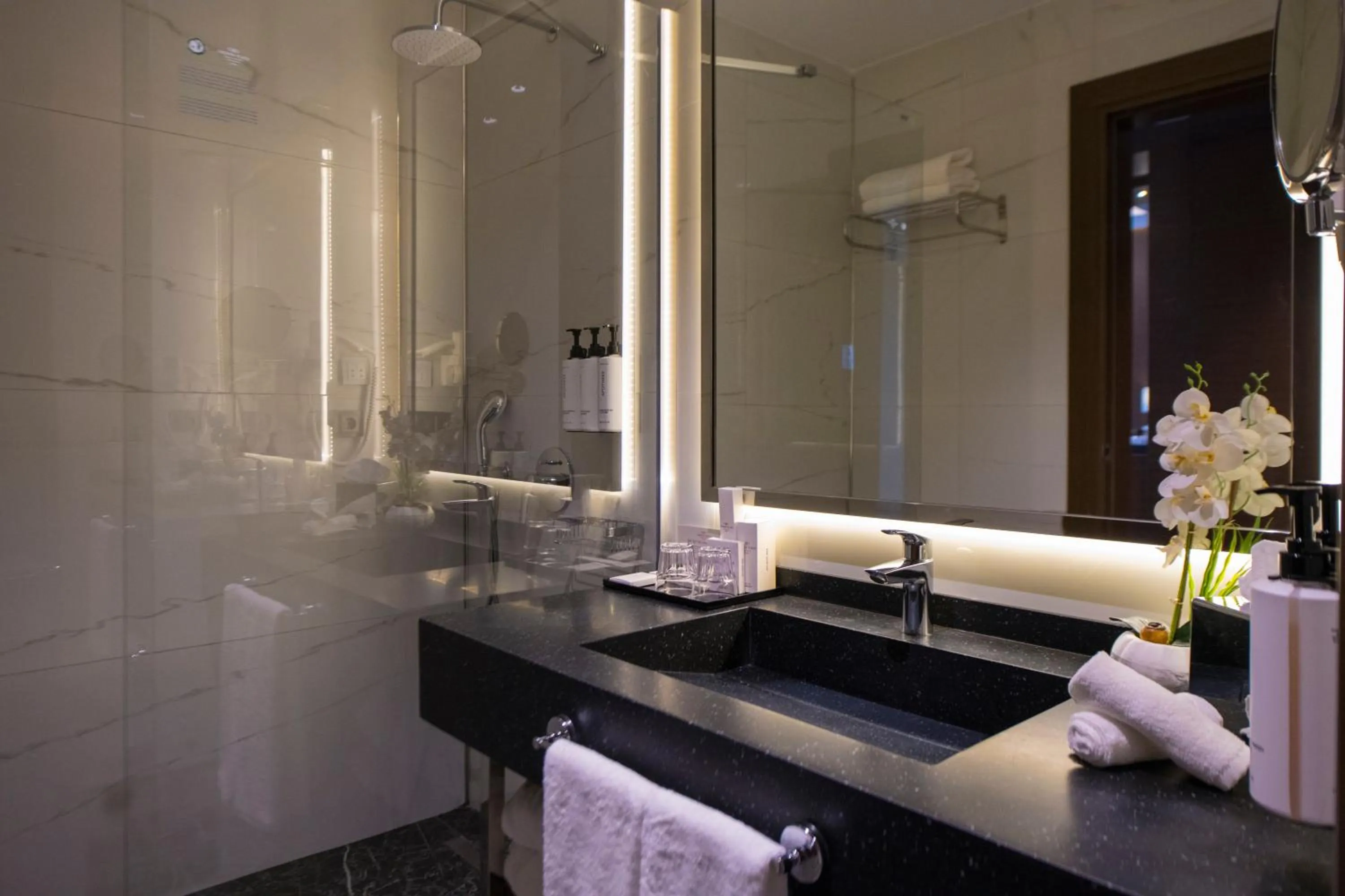 Shower in Crowne Plaza Yalova by IHG