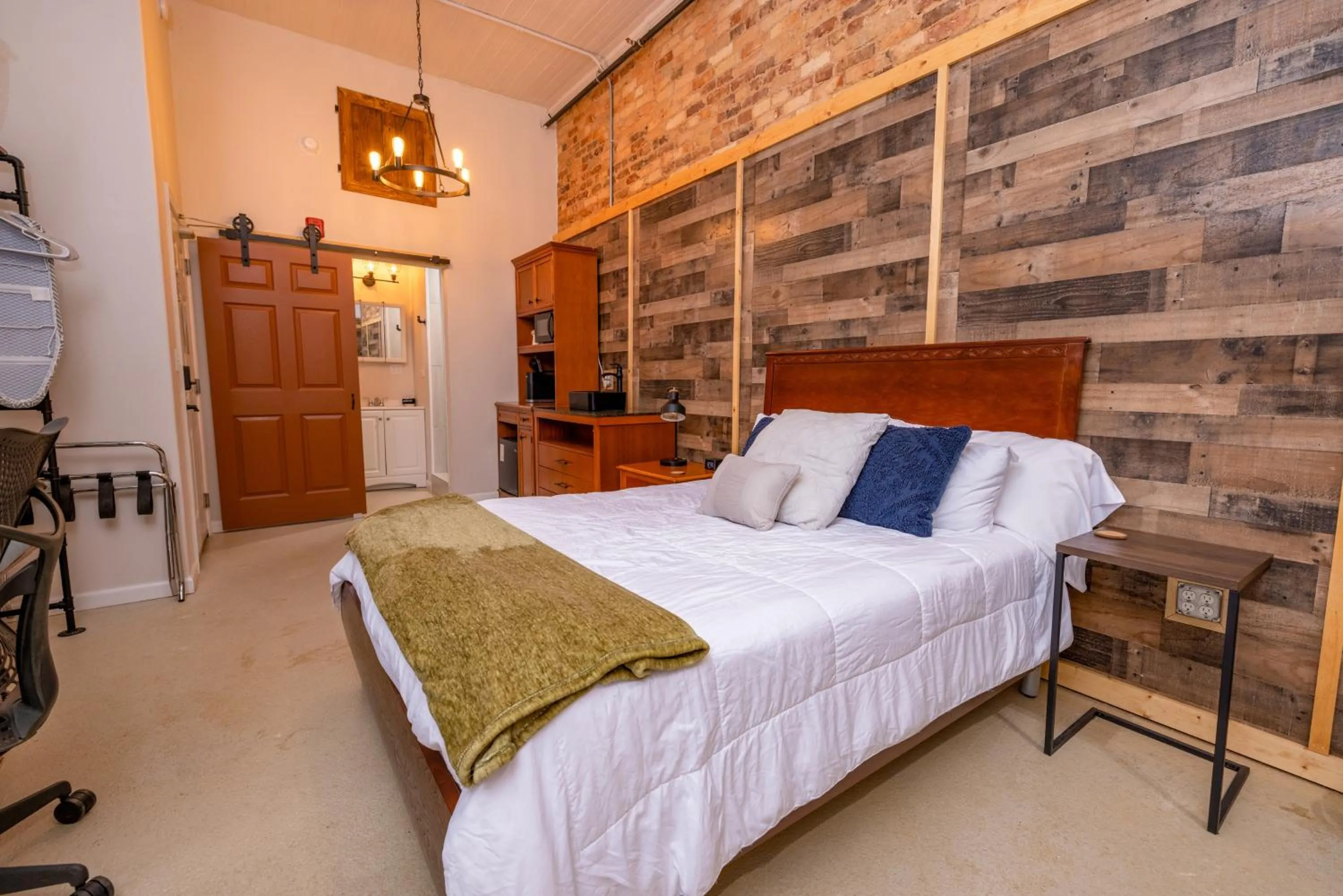 Bed in Hartwell Suites