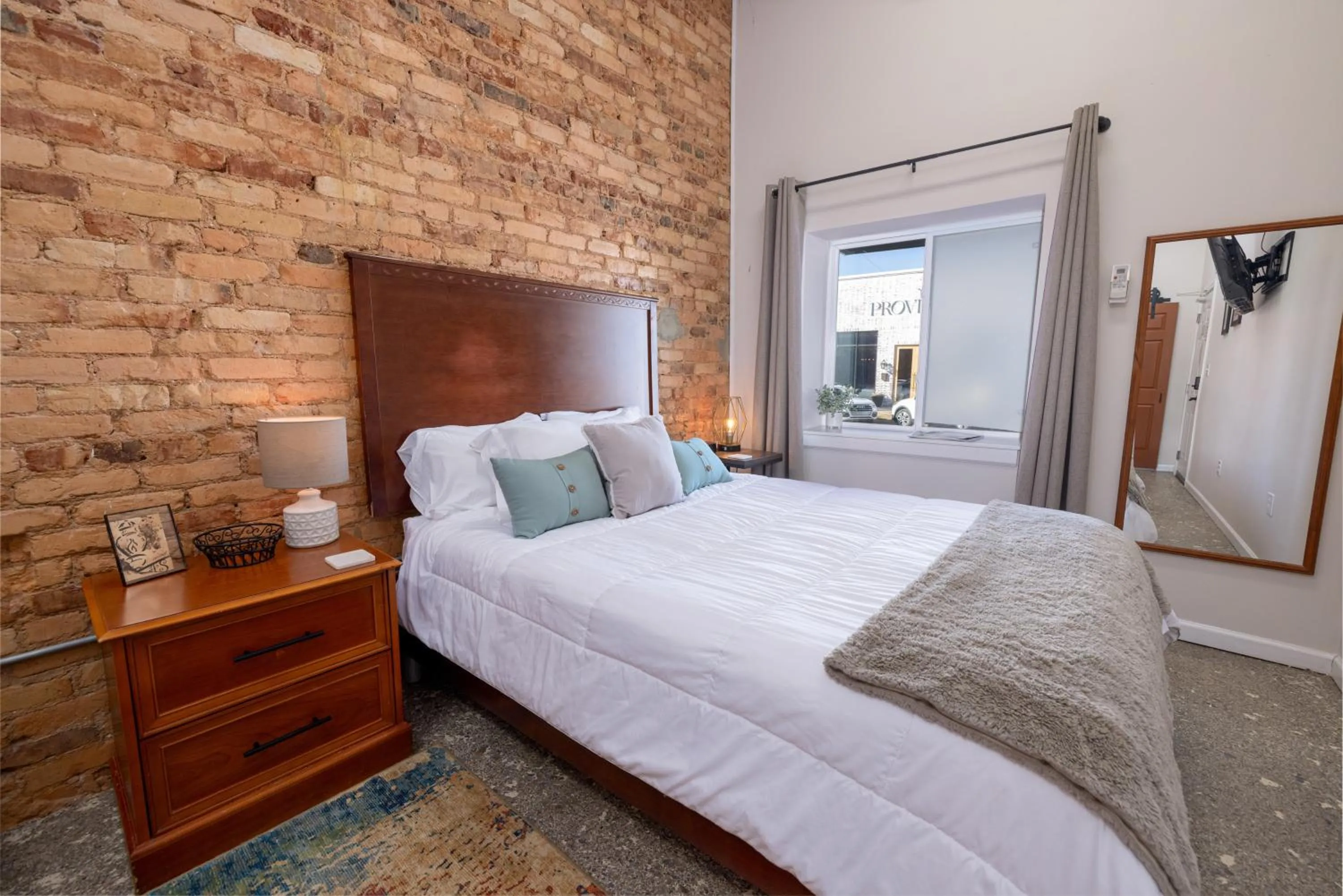 Bed in Hartwell Suites