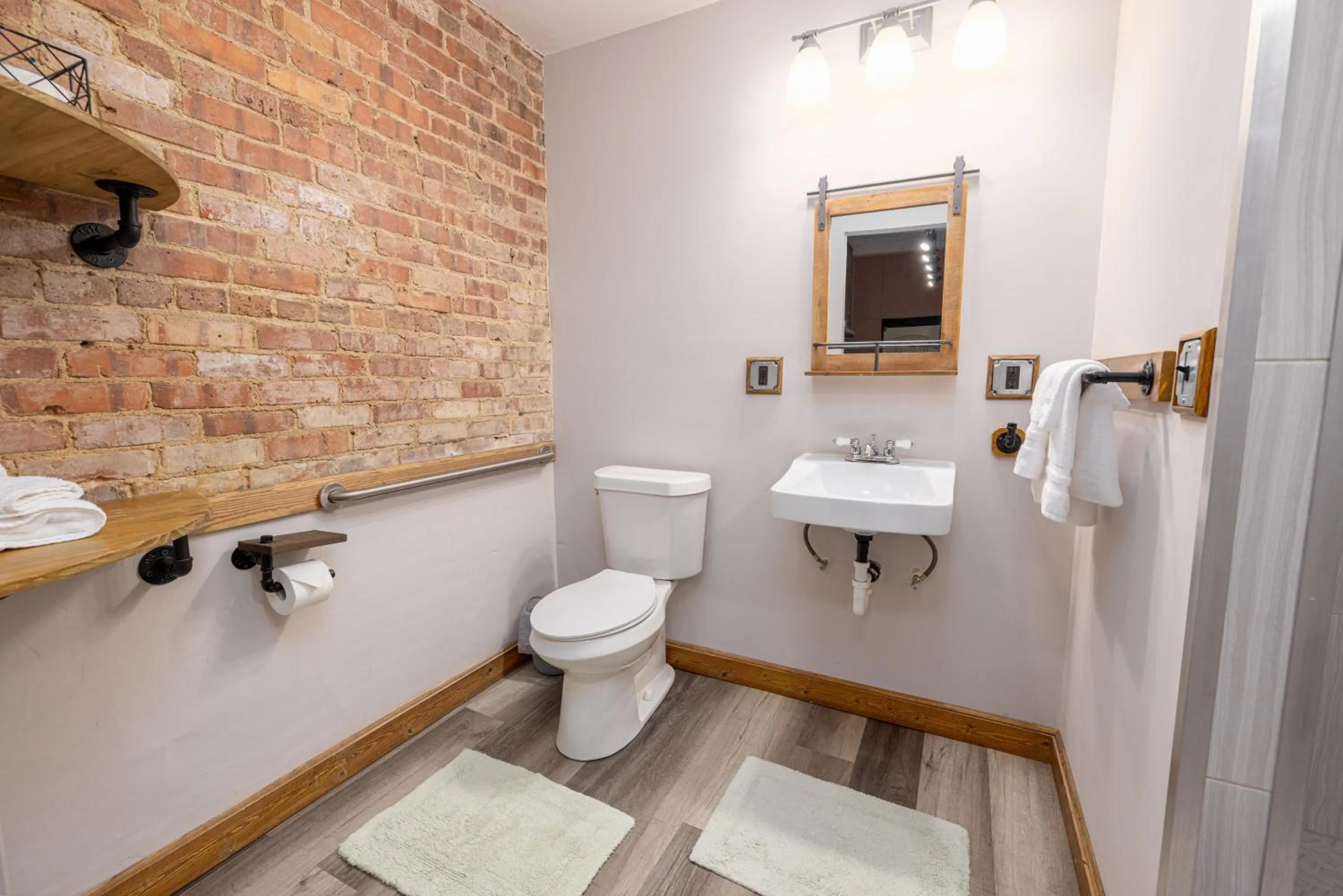 Hartwell Suites