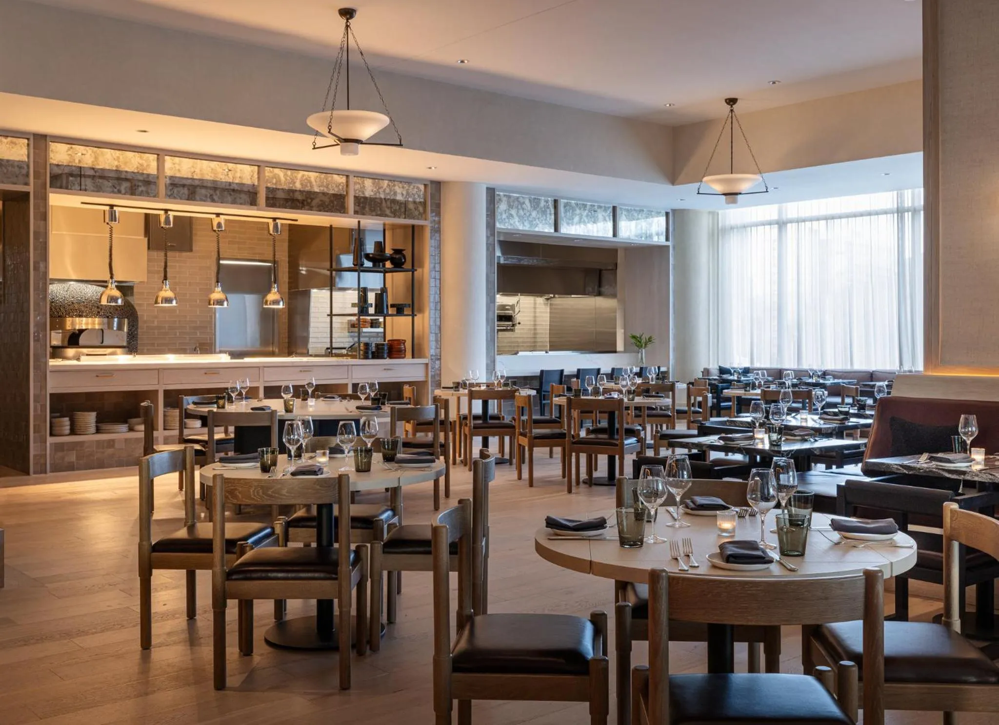 Restaurant/places to eat in Kimpton Claret Hotel by IHG