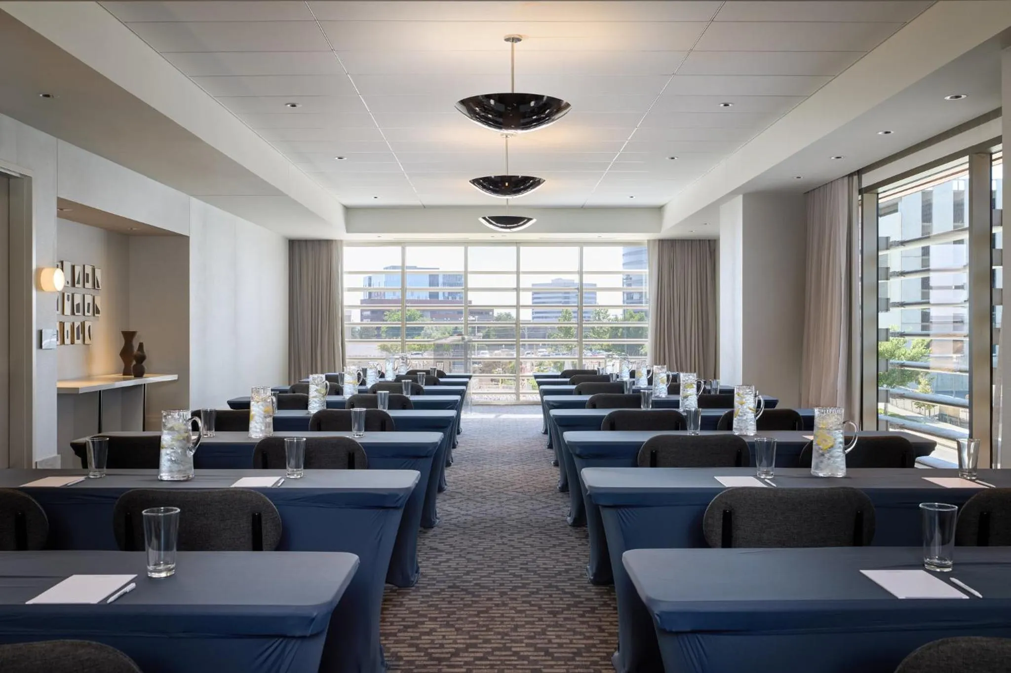Meeting/conference room in Kimpton Claret Hotel by IHG