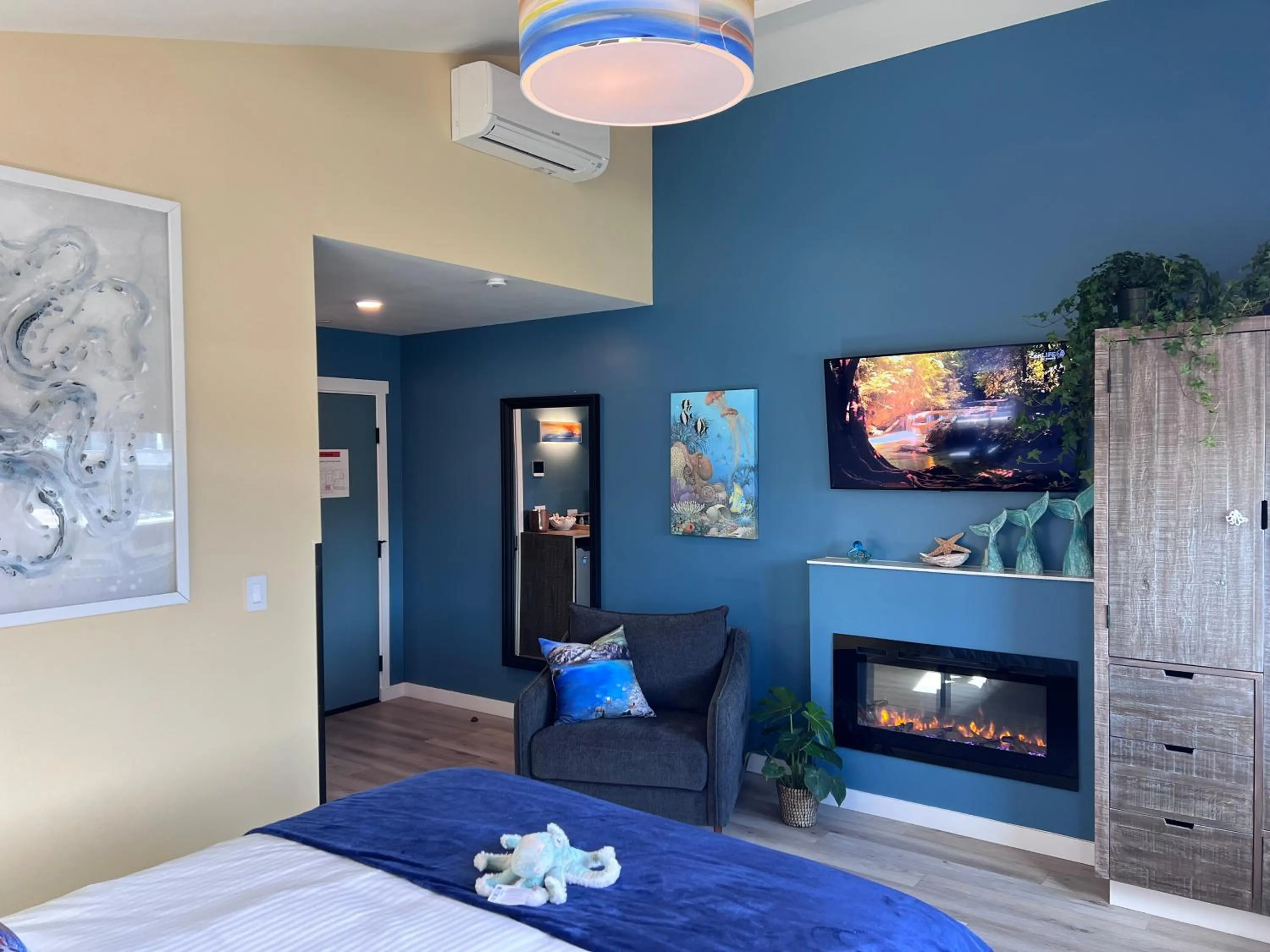 TV and multimedia, Bed in HarborWalk Inn